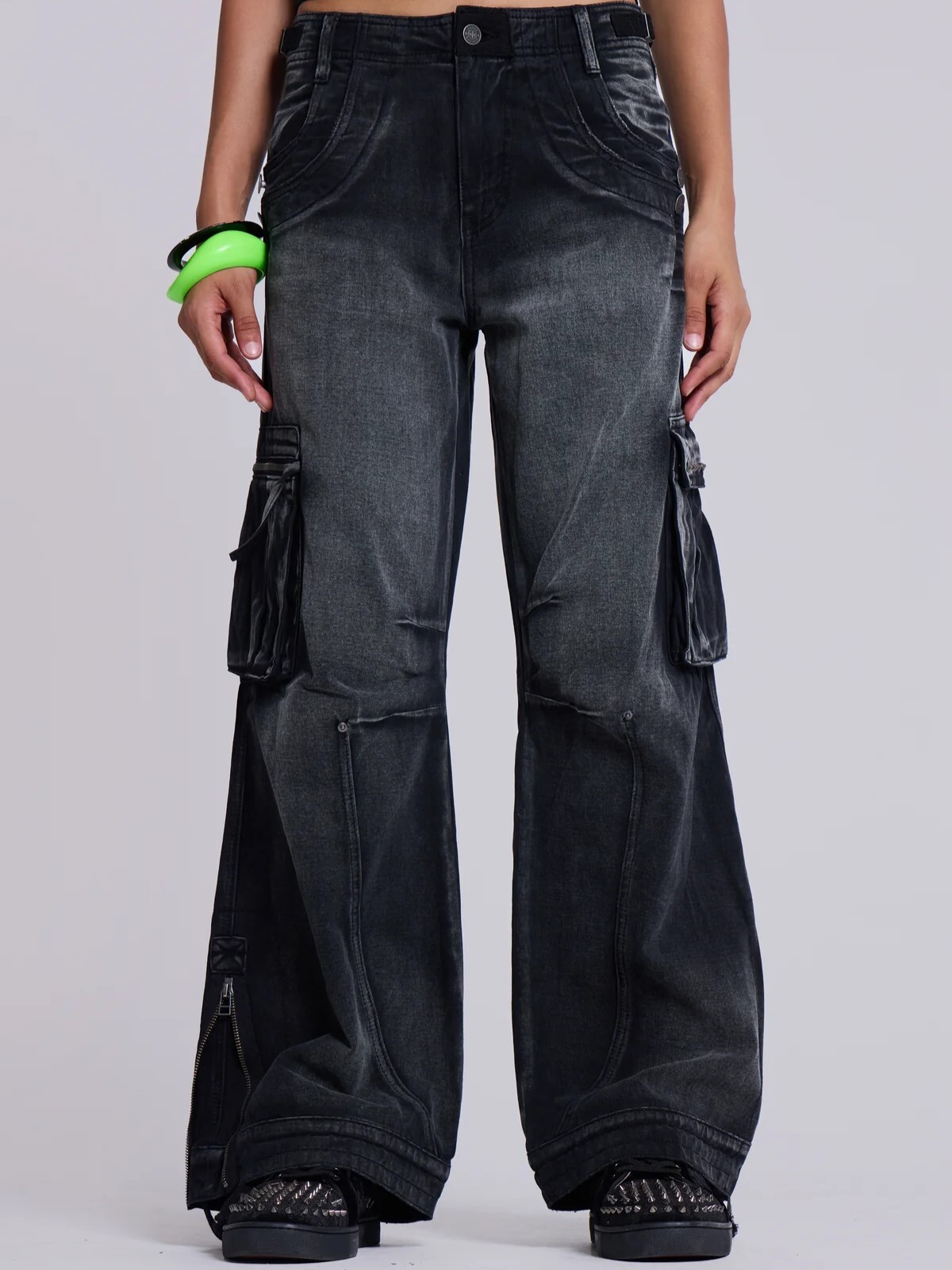 JADED LONDON 多口袋 褲腳拉鏈抽繩 水洗工裝寬褲 Sun Faded Black Trooper Cargo Pants JMCP5779