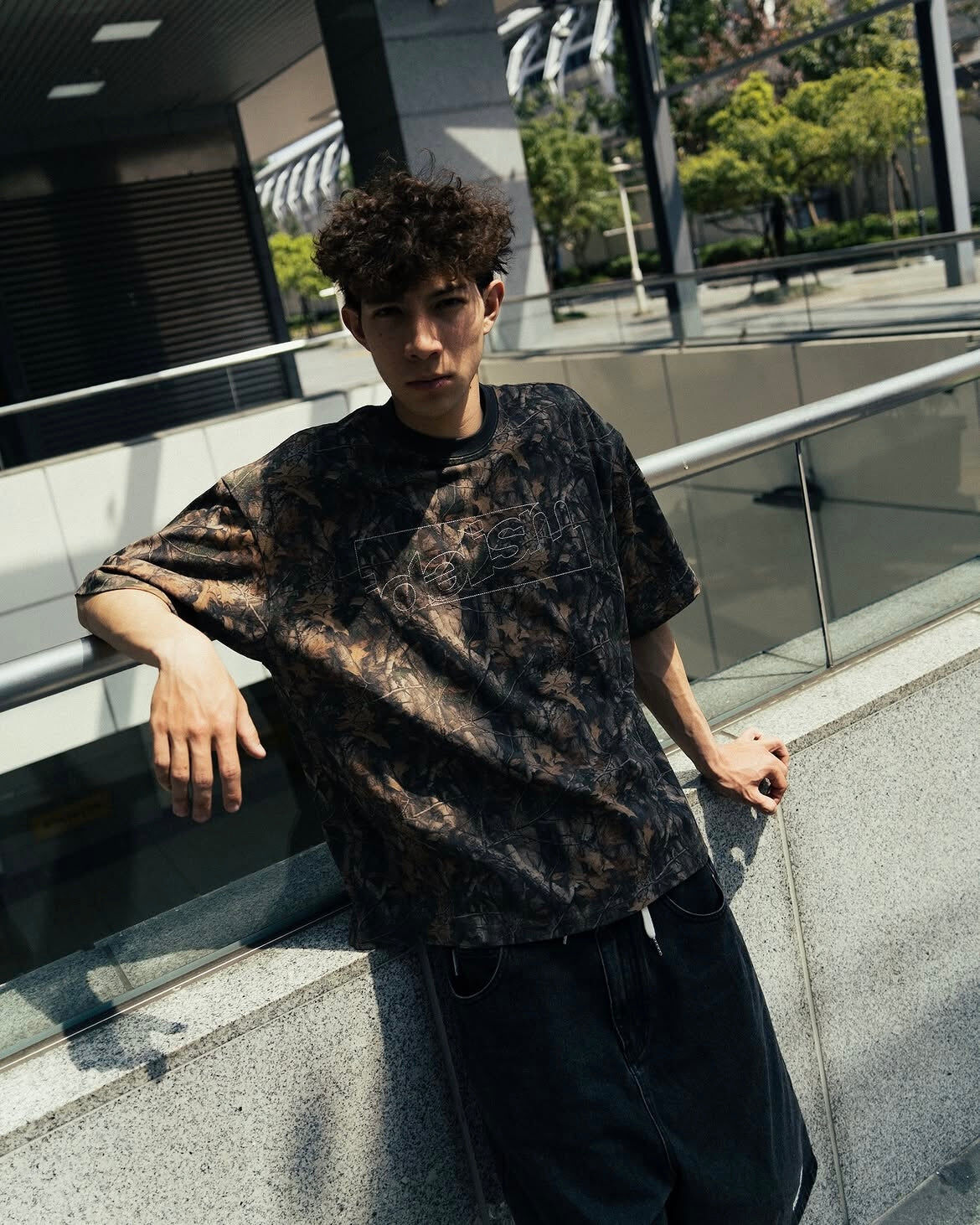 IDE Stitch Tee/繡字Tee