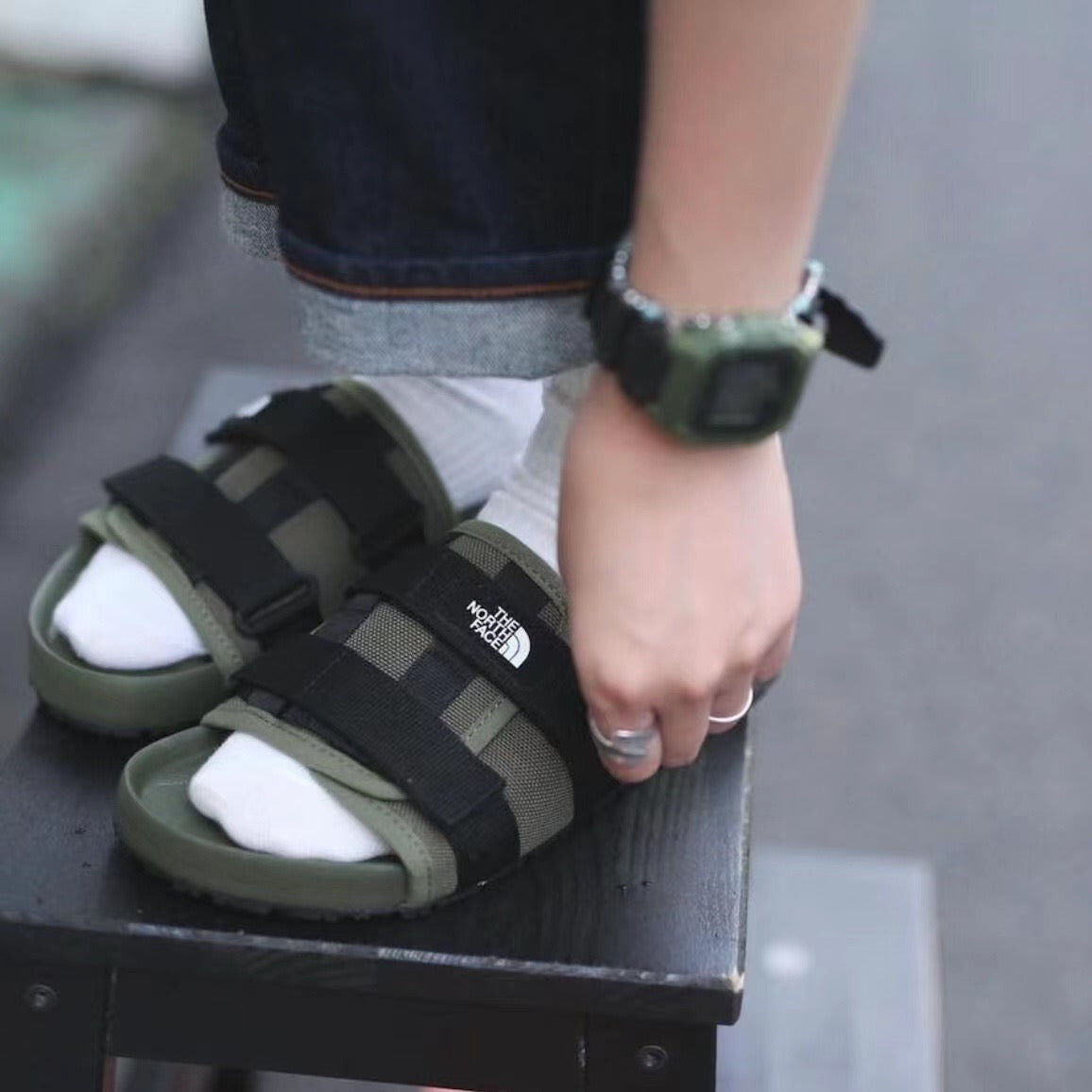The North Face 拖鞋