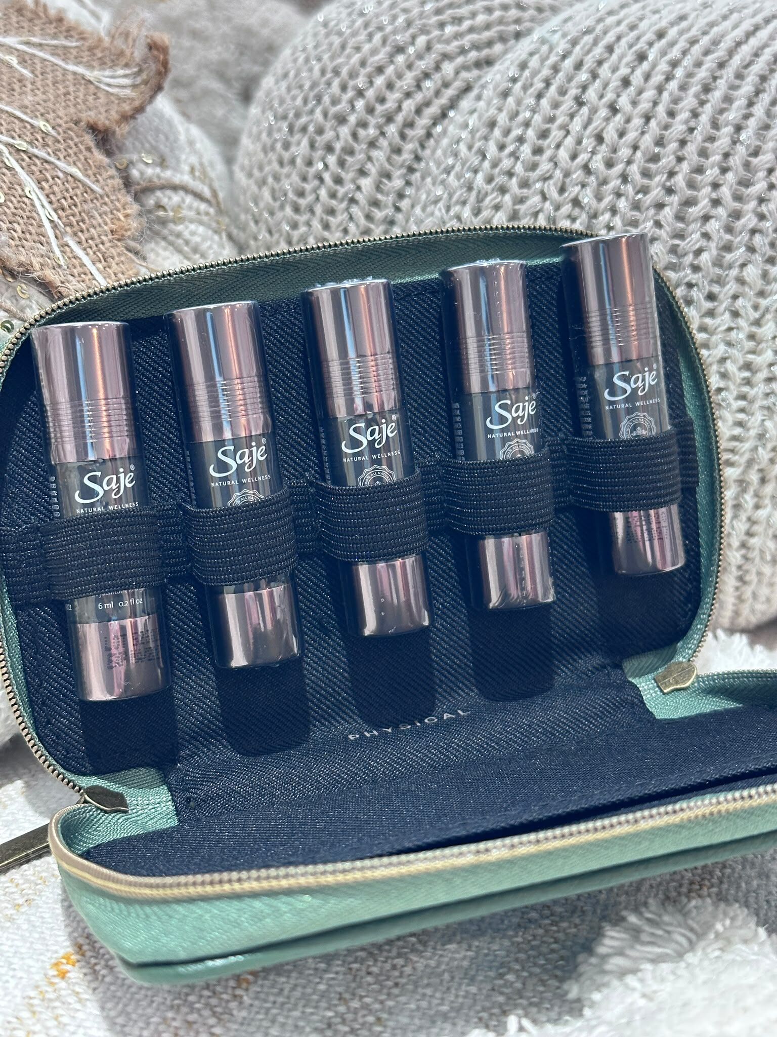 UL17 SJ 迷你精油走珠棒套裝 (Pocket Farmacy Physical Edition  Peppermint Halo 頭痛精油走珠棒- 6 ml+ Immune 傷風感冒精油走珠棒 - 6 ml+ Stress Release 舒緩壓力走珠棒 - 6 ml +Pain Release 鎮痛精油走珠棒 - 6 ml +Eater's Digest 消化精油走珠棒- 6 ml)