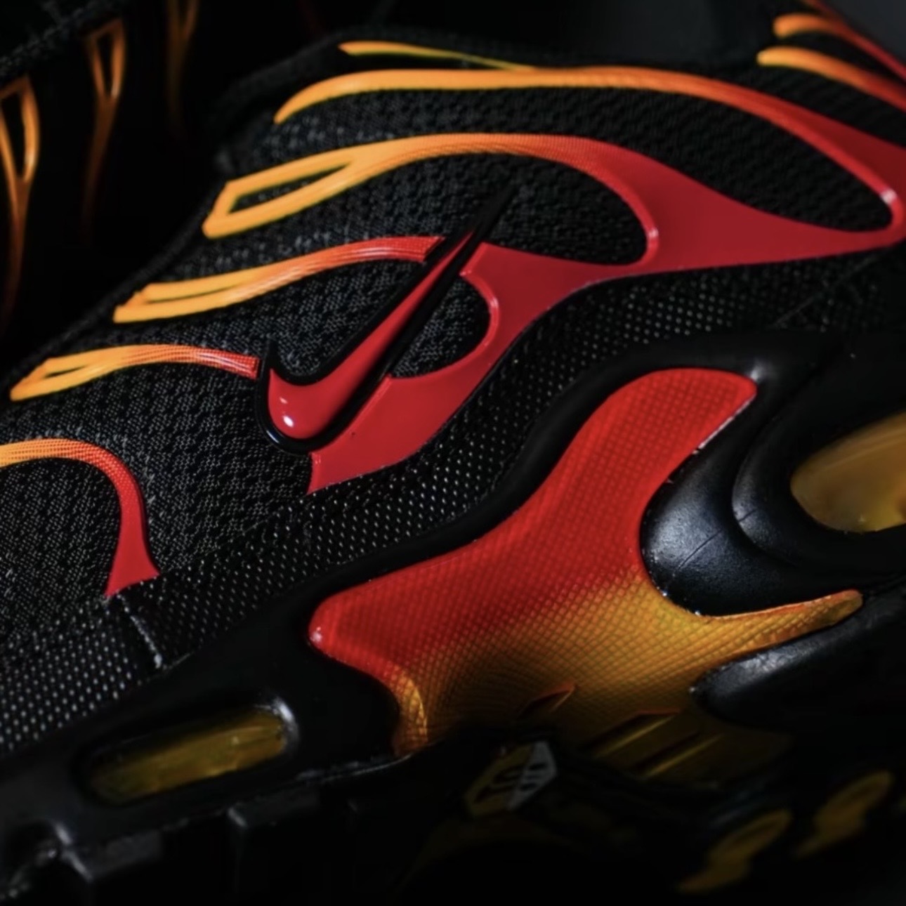 NIKE AIR MAX PLUS 漸變 橘黃 火焰 氣墊 運動鞋 男鞋 DM0032-030