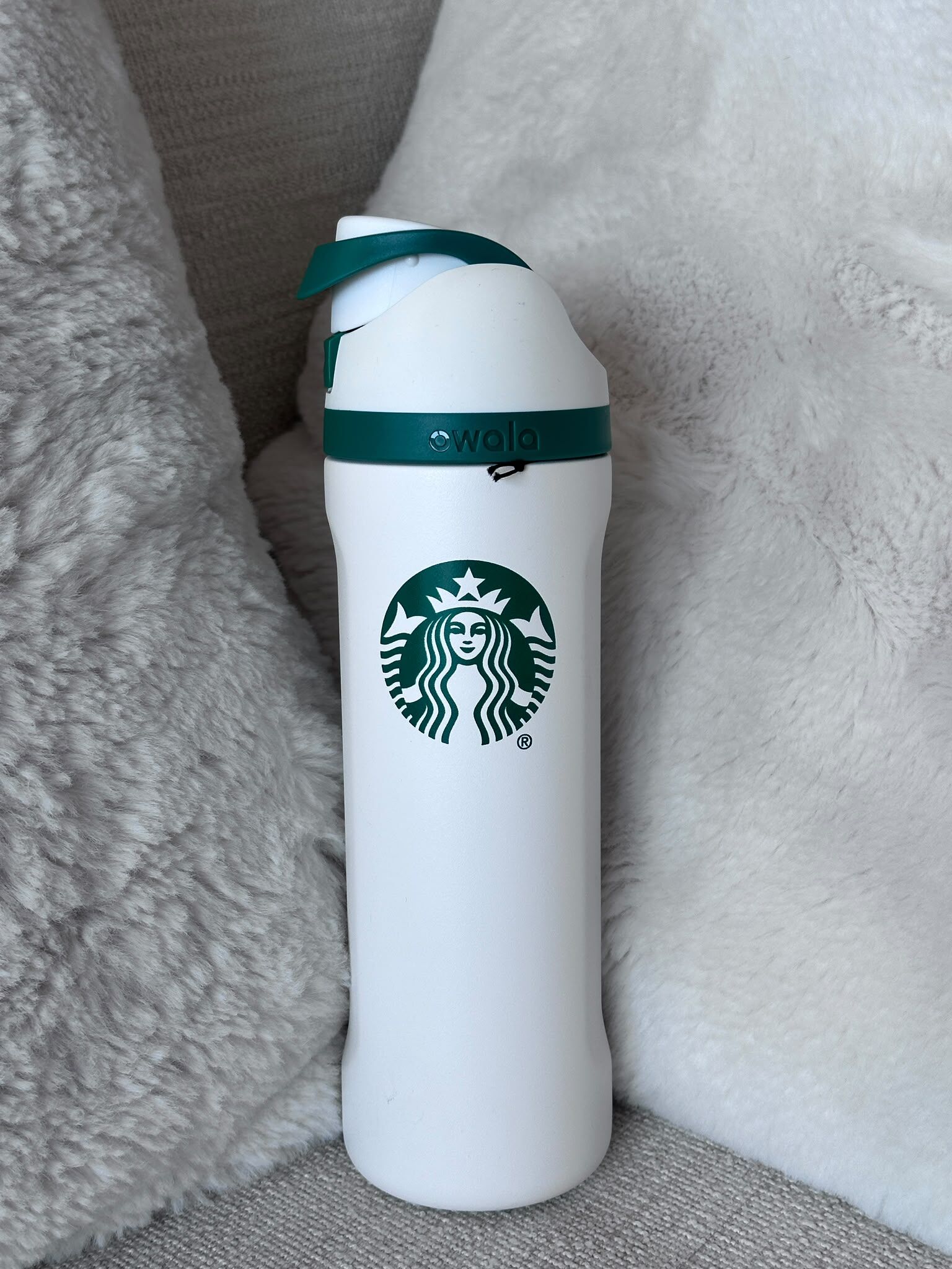 UL31 Starbucks X Owala 白色超限量保溫瓶 710ml