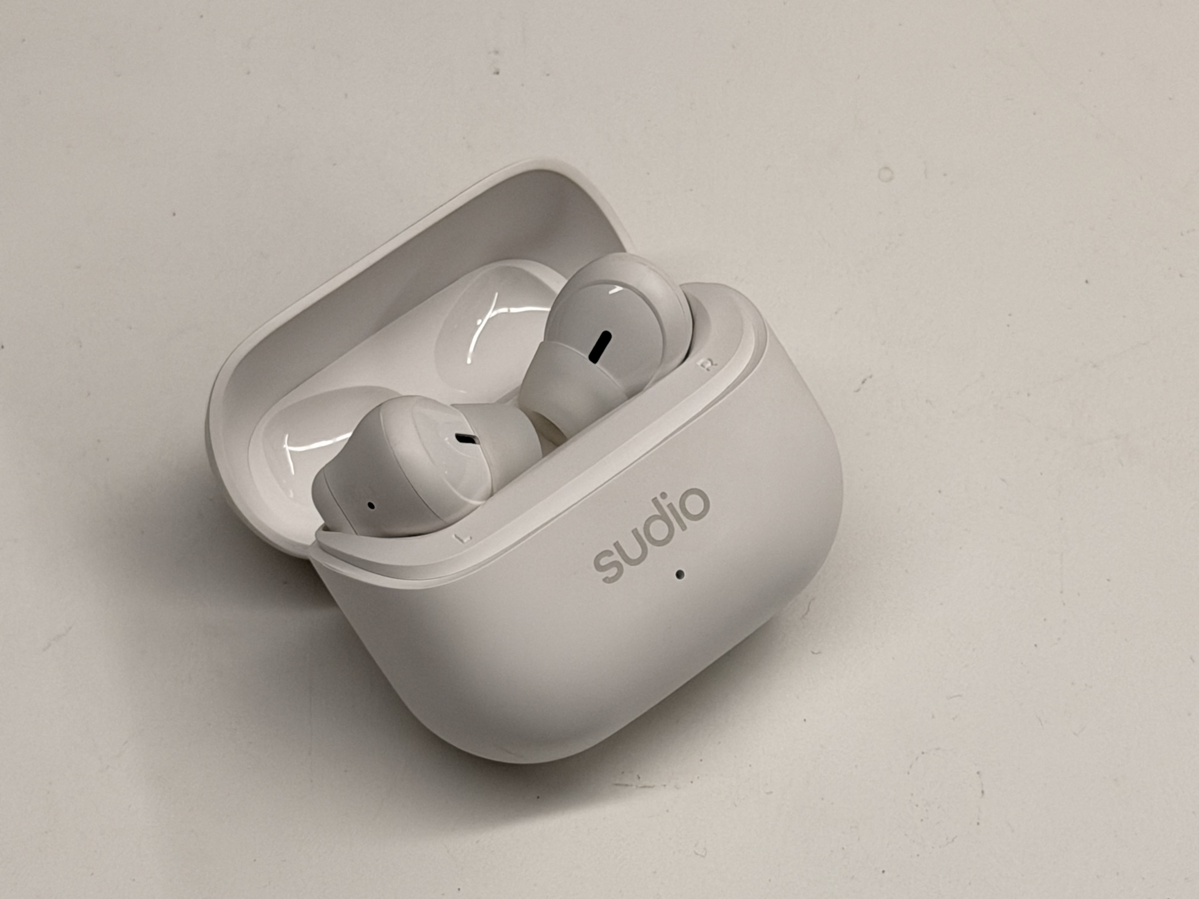 福利品出清【Sudio】D1 真無線藍牙耳機 白色