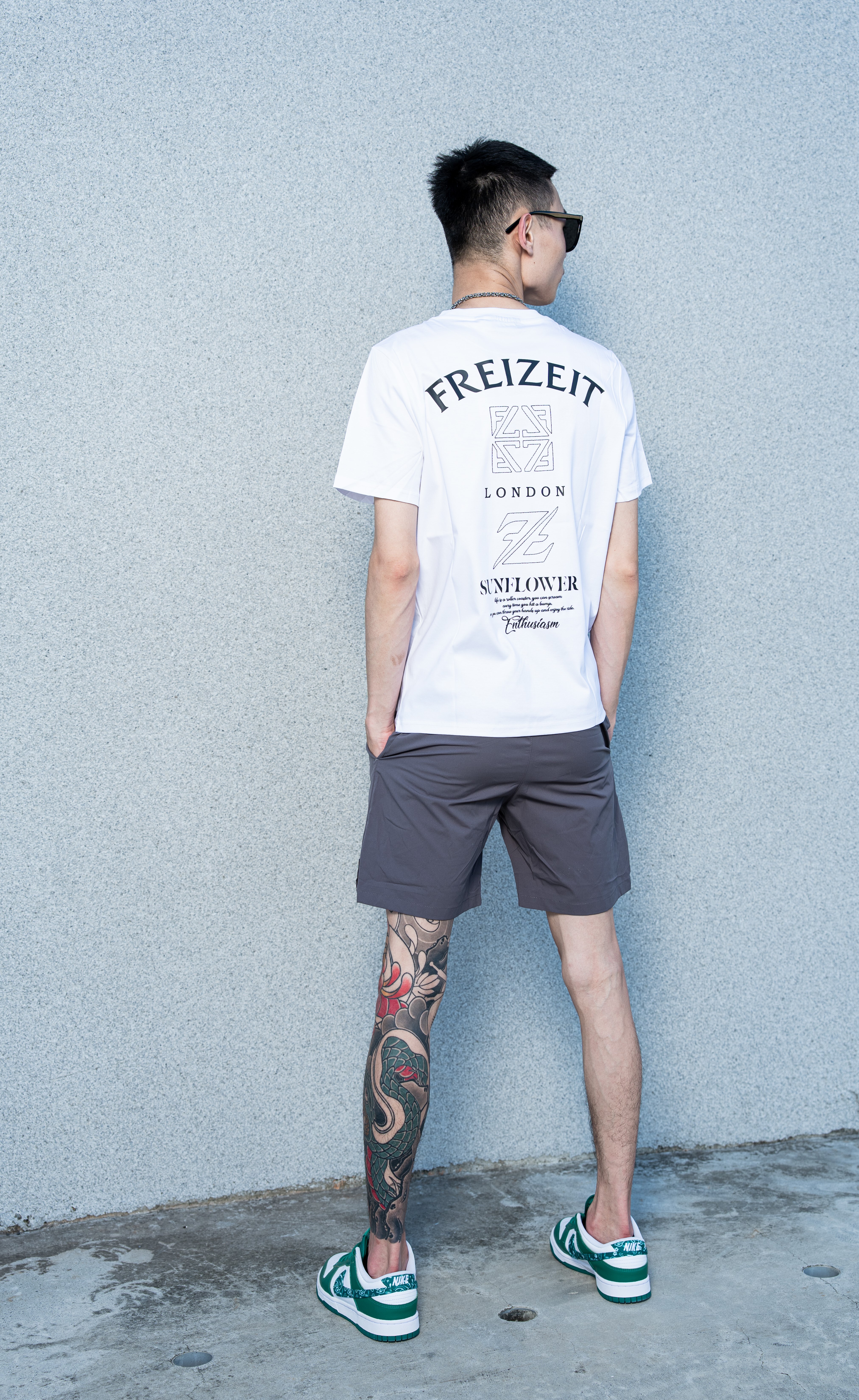 【Freizeit費瑞特】極簡後標｜短袖(白)