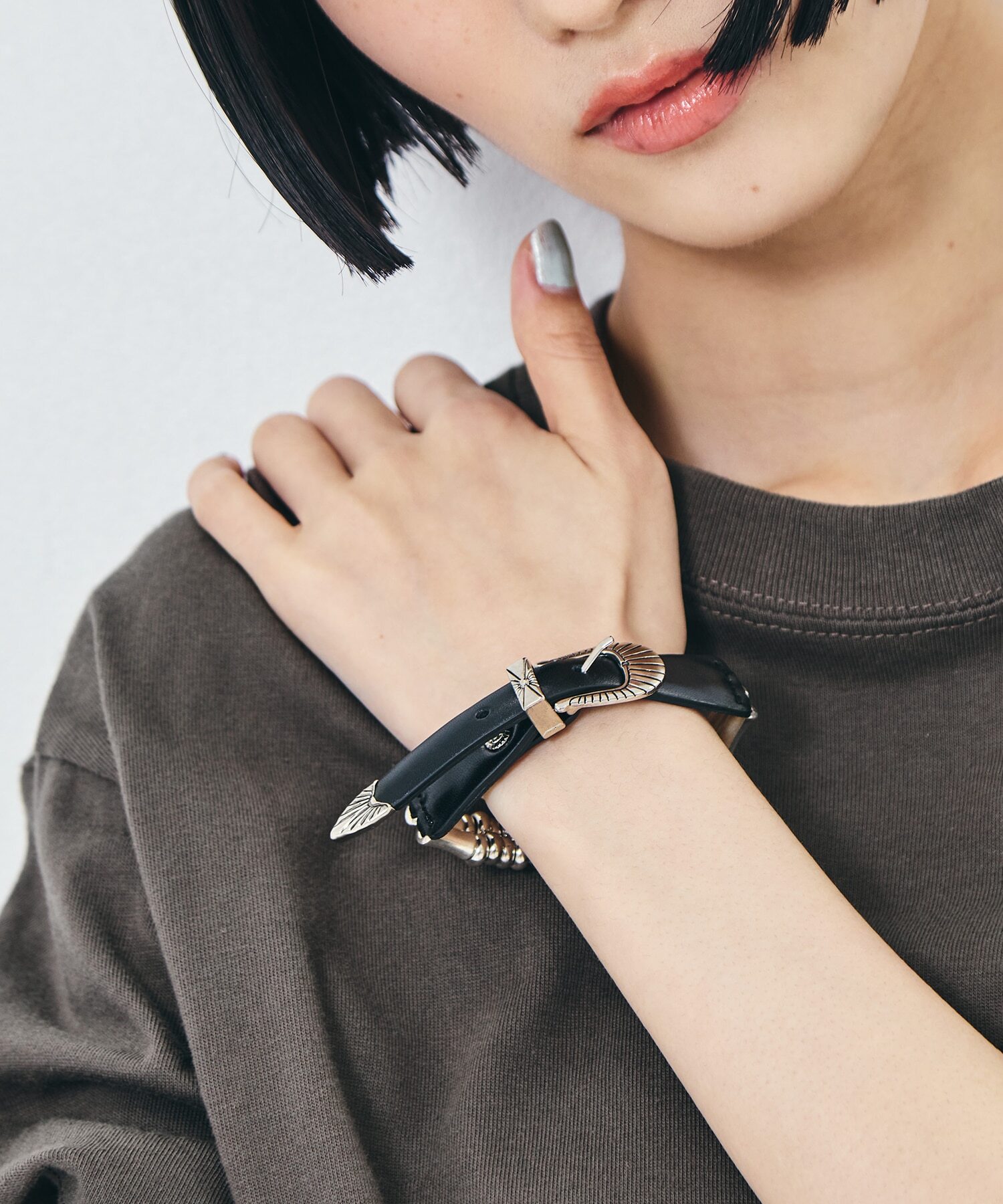 預購┃日本製 TOGA BEADS BANGLE 串珠 皮革 金屬 手環