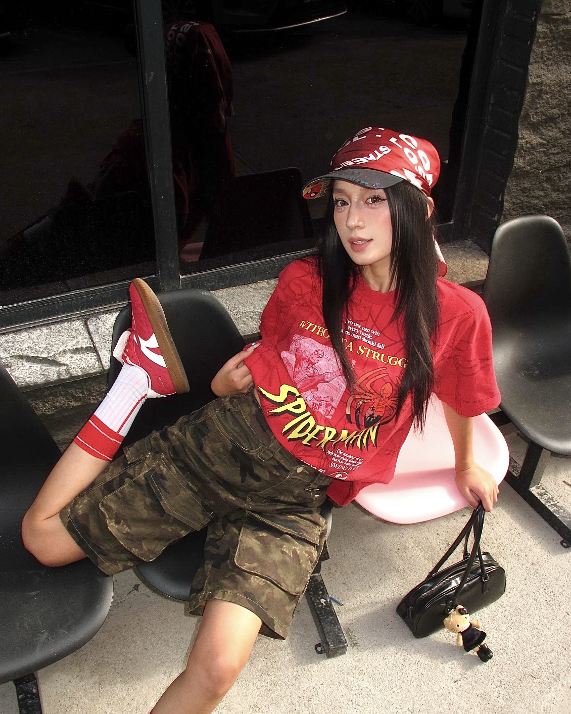 UNDEFEATED x 蜘蛛人 復古漫畫 聯名款 落肩 圓領 短袖 短Tee 上衣 黑色 紅色