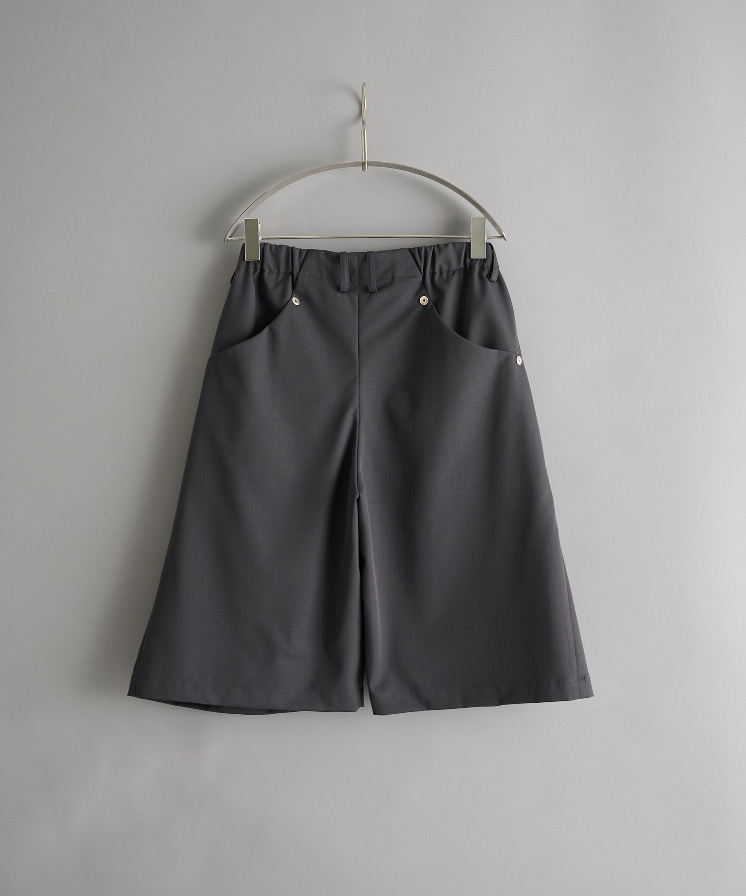 『日本連線中』2026SS CONZ curve leg wide shorts 短褲 306443020