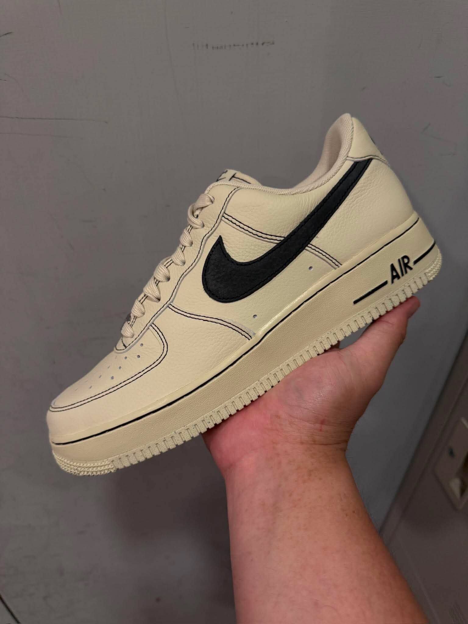 Nike Air Force 1 LowContrast Stitch 男款 米色 HQ2037-200