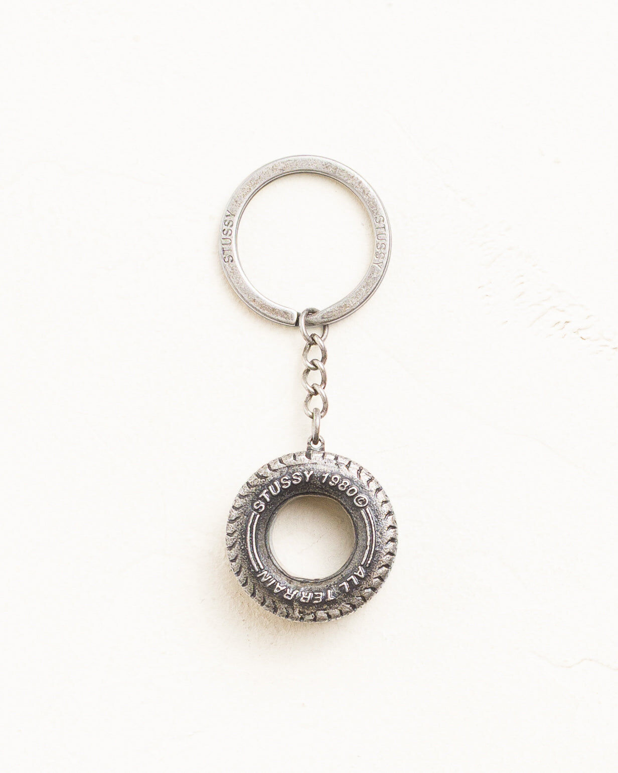 2026SS STUSSY TIRE KEYCHAIN 金屬 輪胎 鑰匙圈 吊飾 現貨 139012