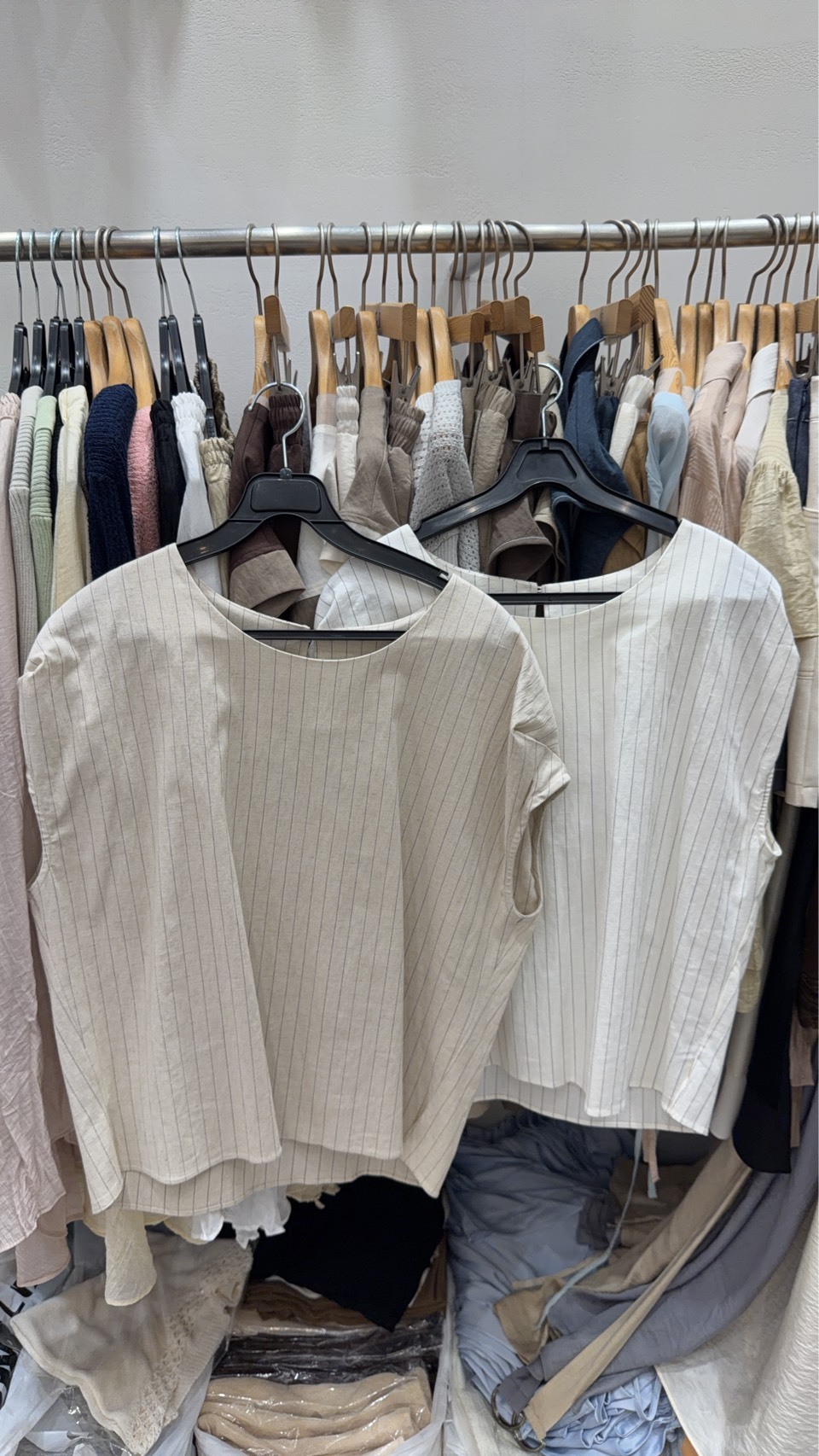 GI6442 直線無袖上衣 *特價貨品不設退換*