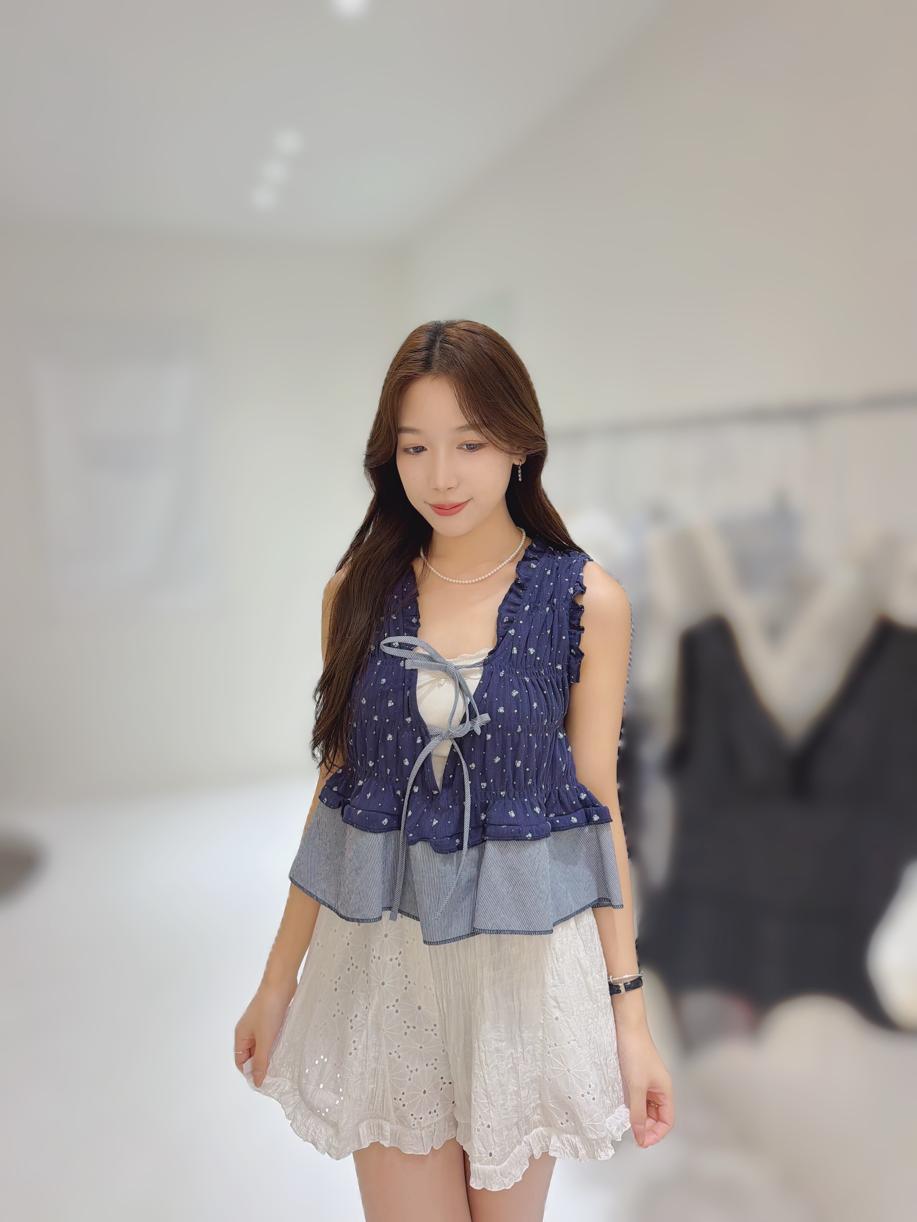 EY52 胸長 $599