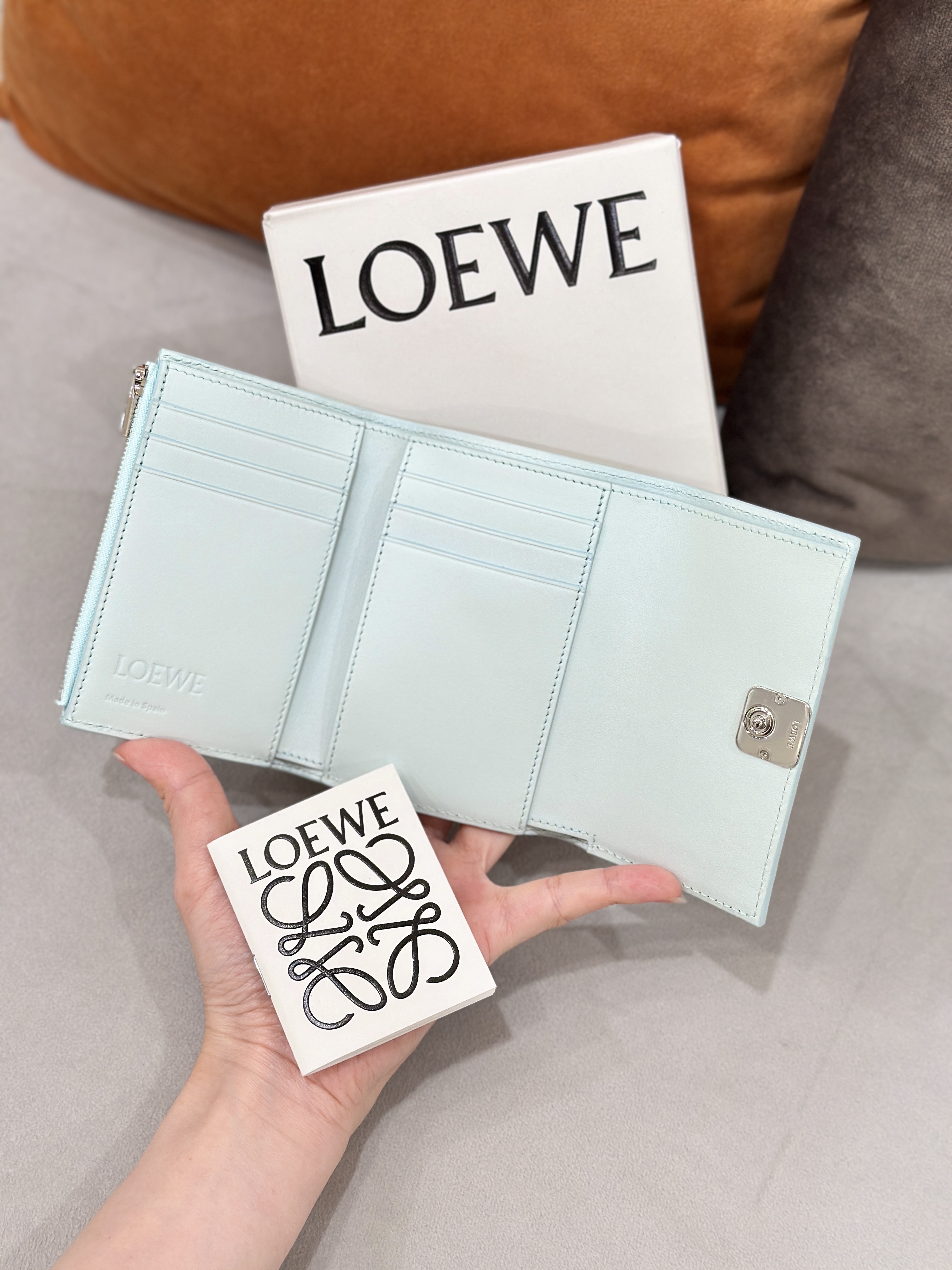 LOEWE Anagram Small Vertical Wallet