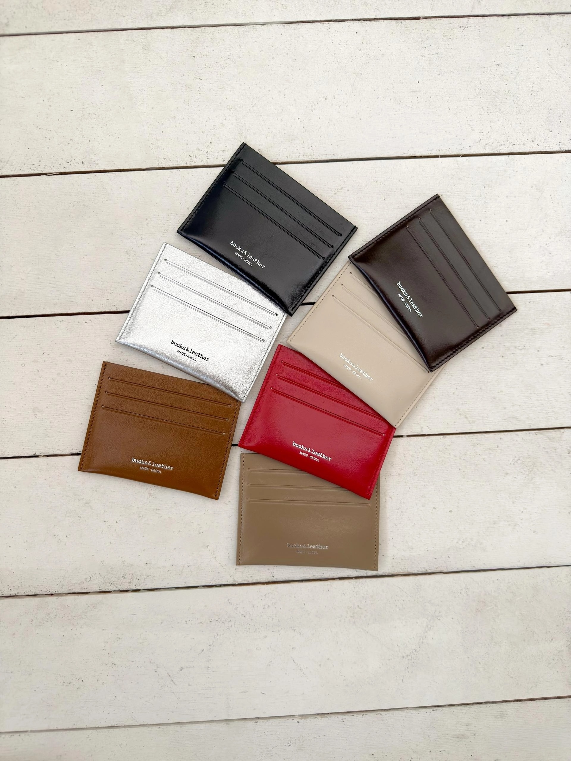 【 限量現貨 】Bucks & Leather Flap Card P 簡約零錢卡夾包