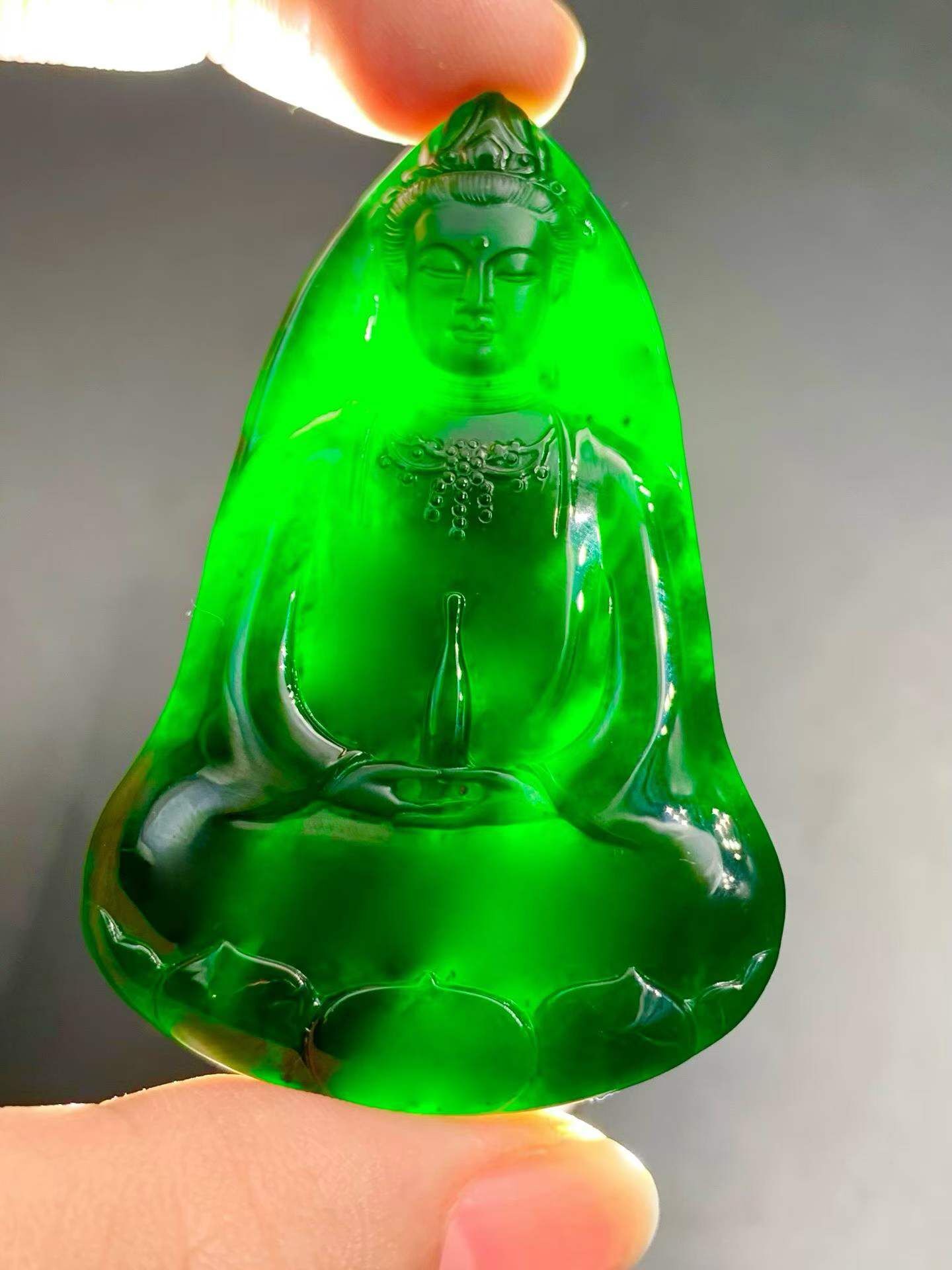 7175942 翡翠墨翠素衣觀音