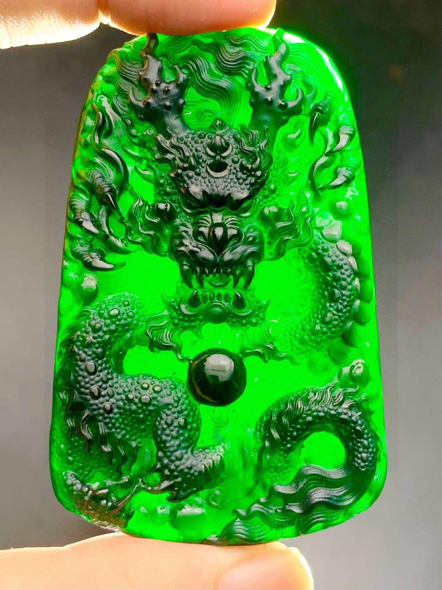 7175948 翡翠墨翠龍行天下