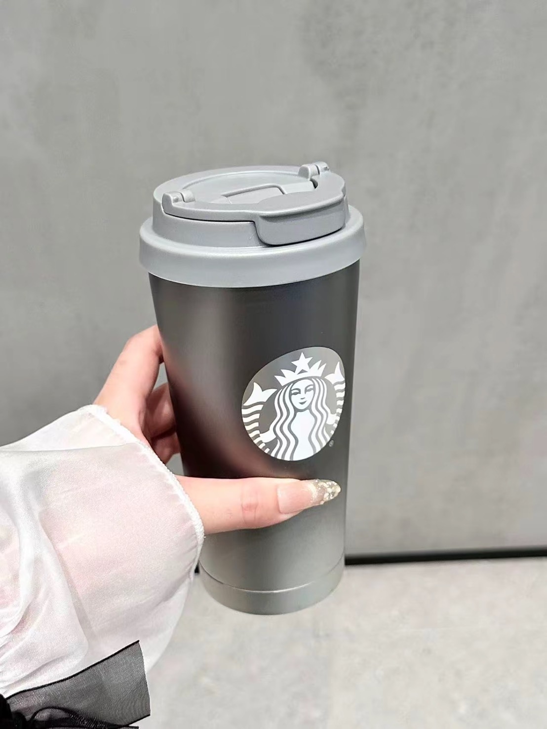 STARBUCKS 星巴克 黑銀磨砂漸變 不鏽鋼 保溫杯 500ML