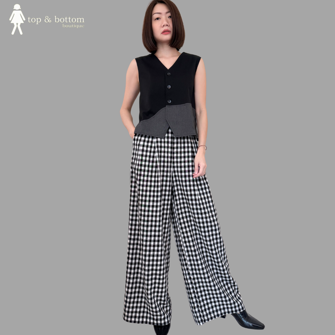 SLEEVELESS V NECK TWO TONE BUTTON VEST BLOUSE