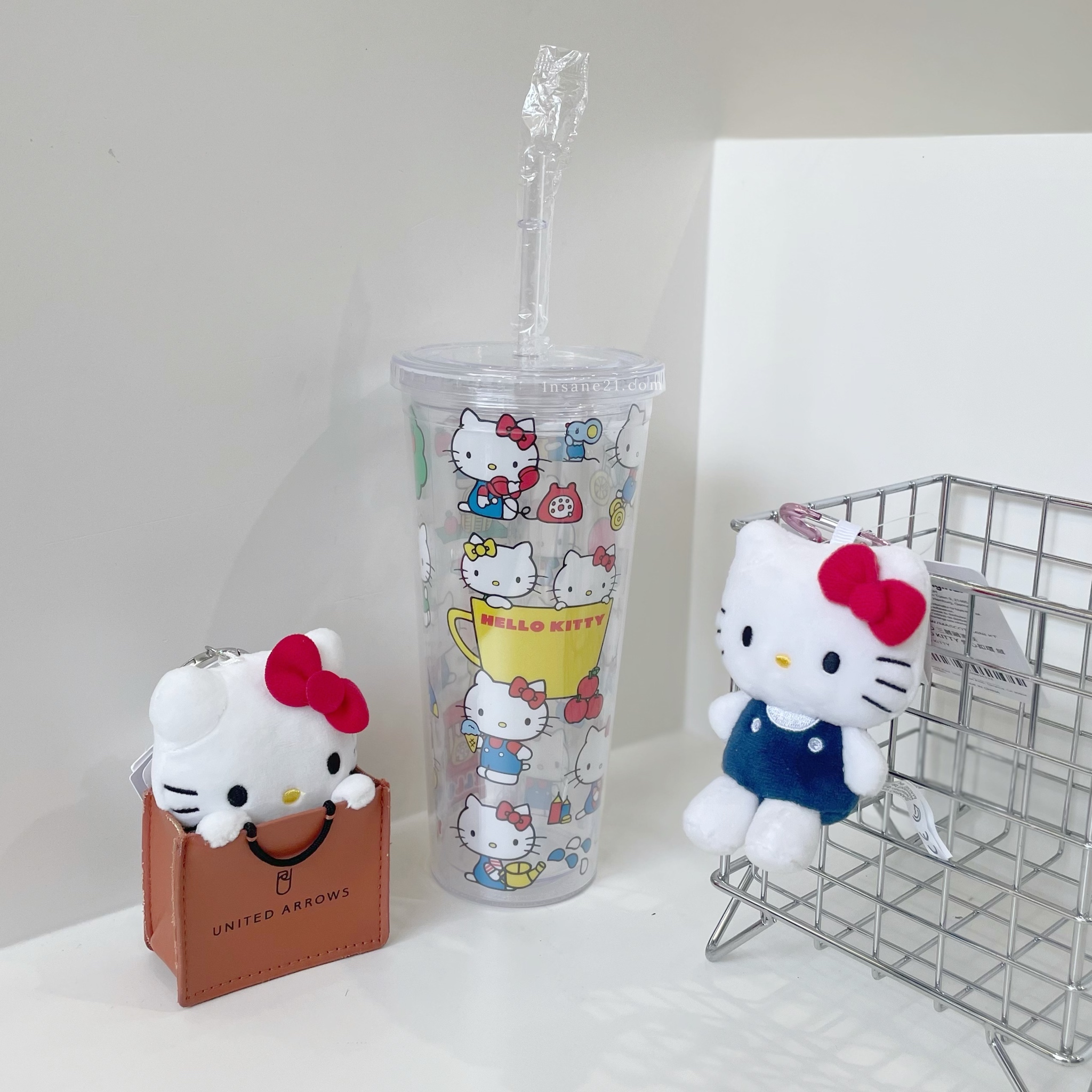 SANRIO HOUSE HELLO KITTY 滿版印花 透明吸管杯 塑膠 600ML 三麗鷗 多款角色 盒子
