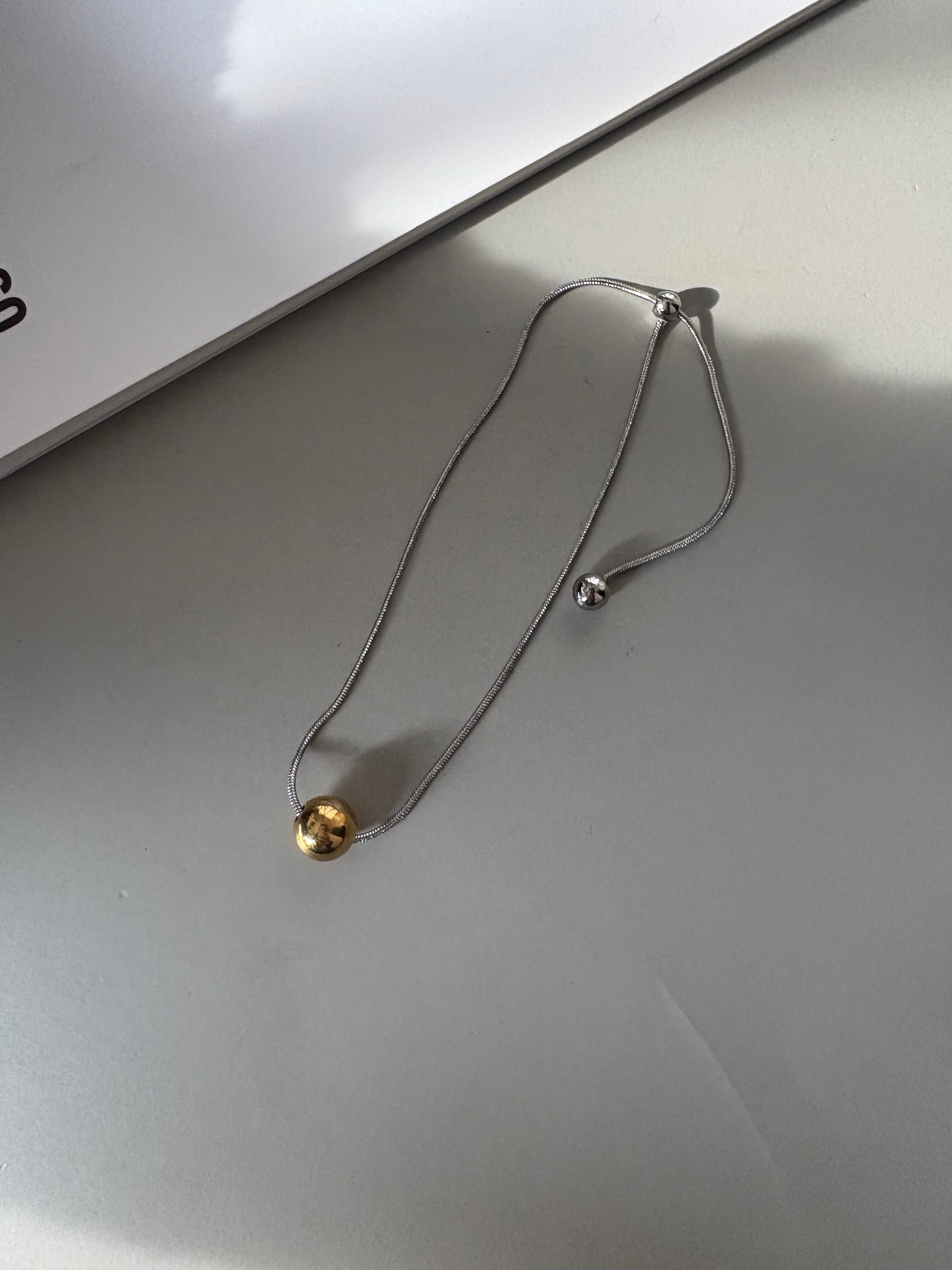 bicolor ball bracelet
