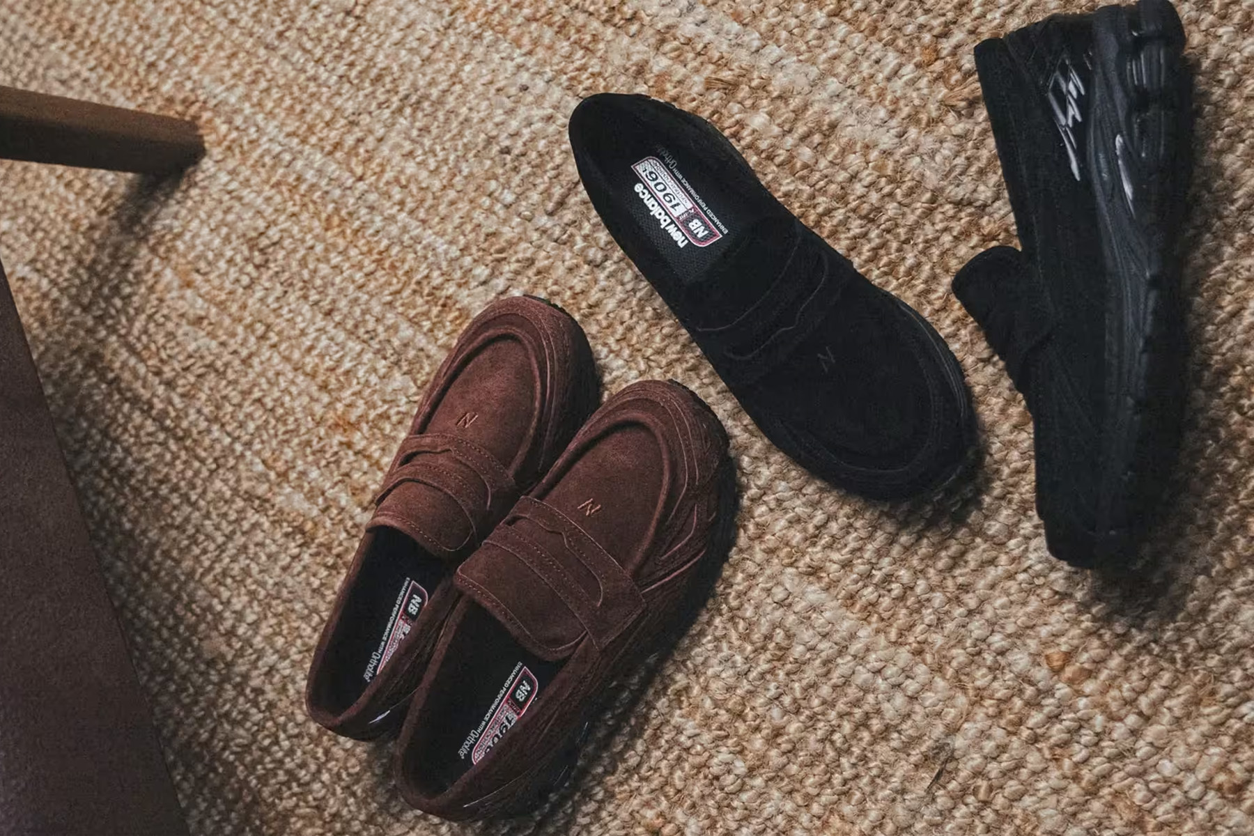 New Balance 1906 樂福鞋面，嬌貴麂皮的異材質拼接細節