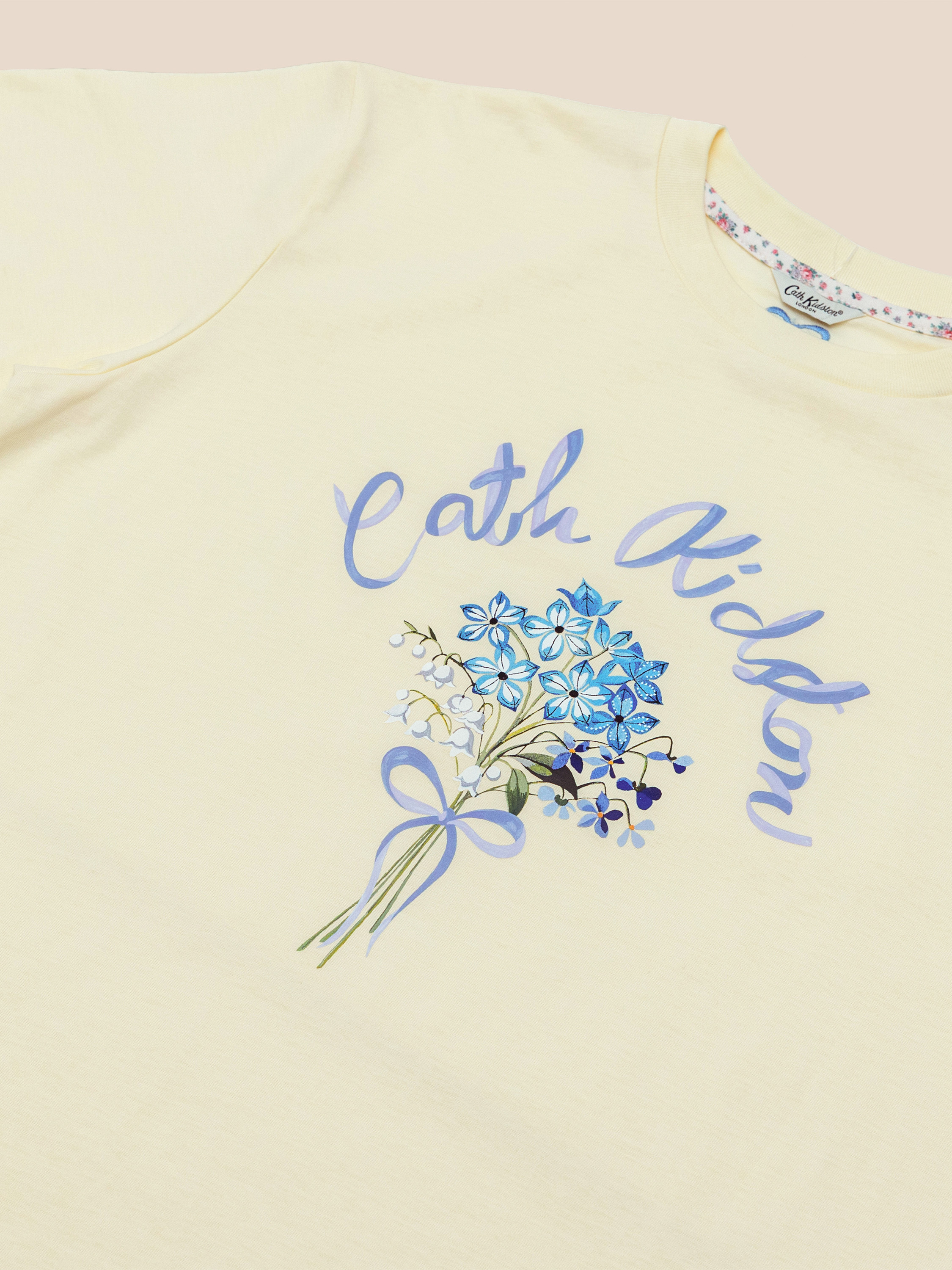 Flower Bunch 寬版 T-shirt (淡黃色)