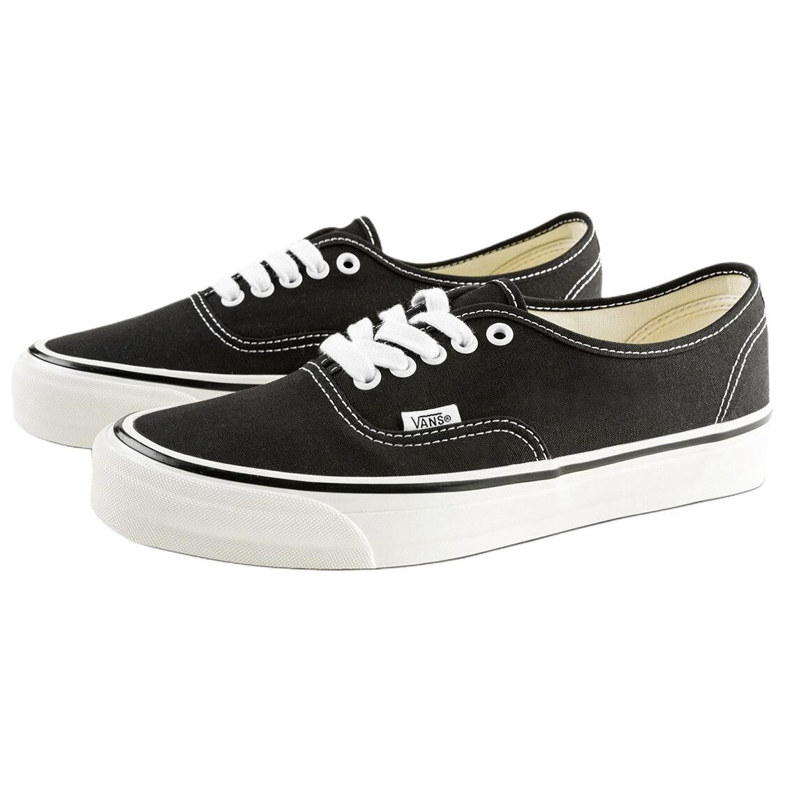 【代購】Vans Authentic 44 Low top Skateboard Shoes Unisex Black VN000EBNBPR