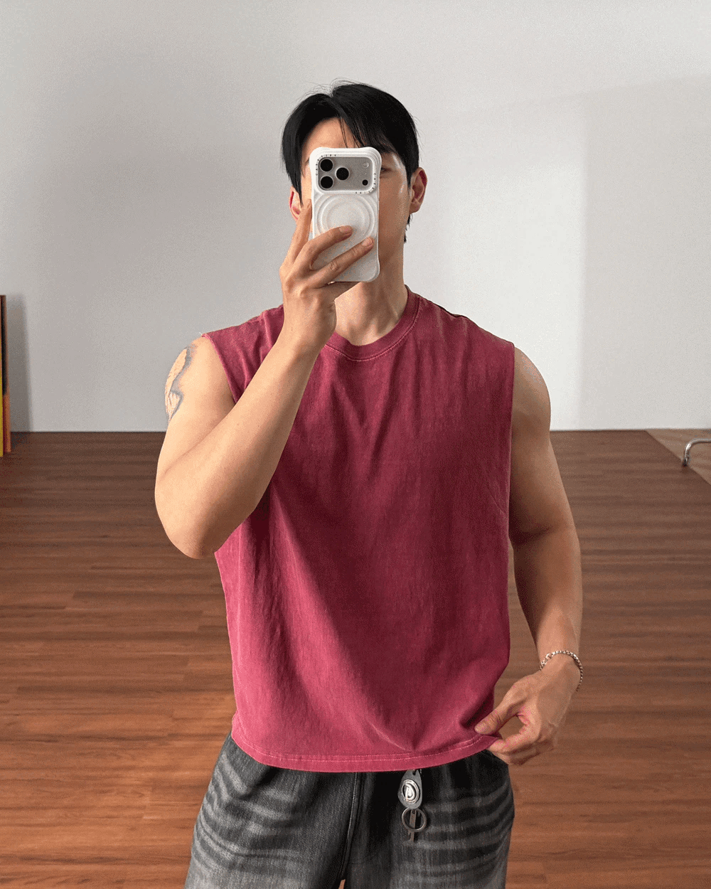 Heavyweight dyed short vest