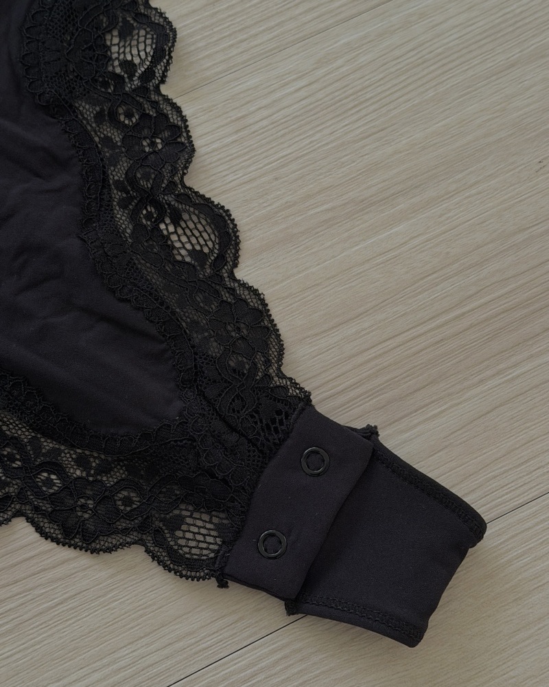 magnetic bodysuit 蕾絲連體衣