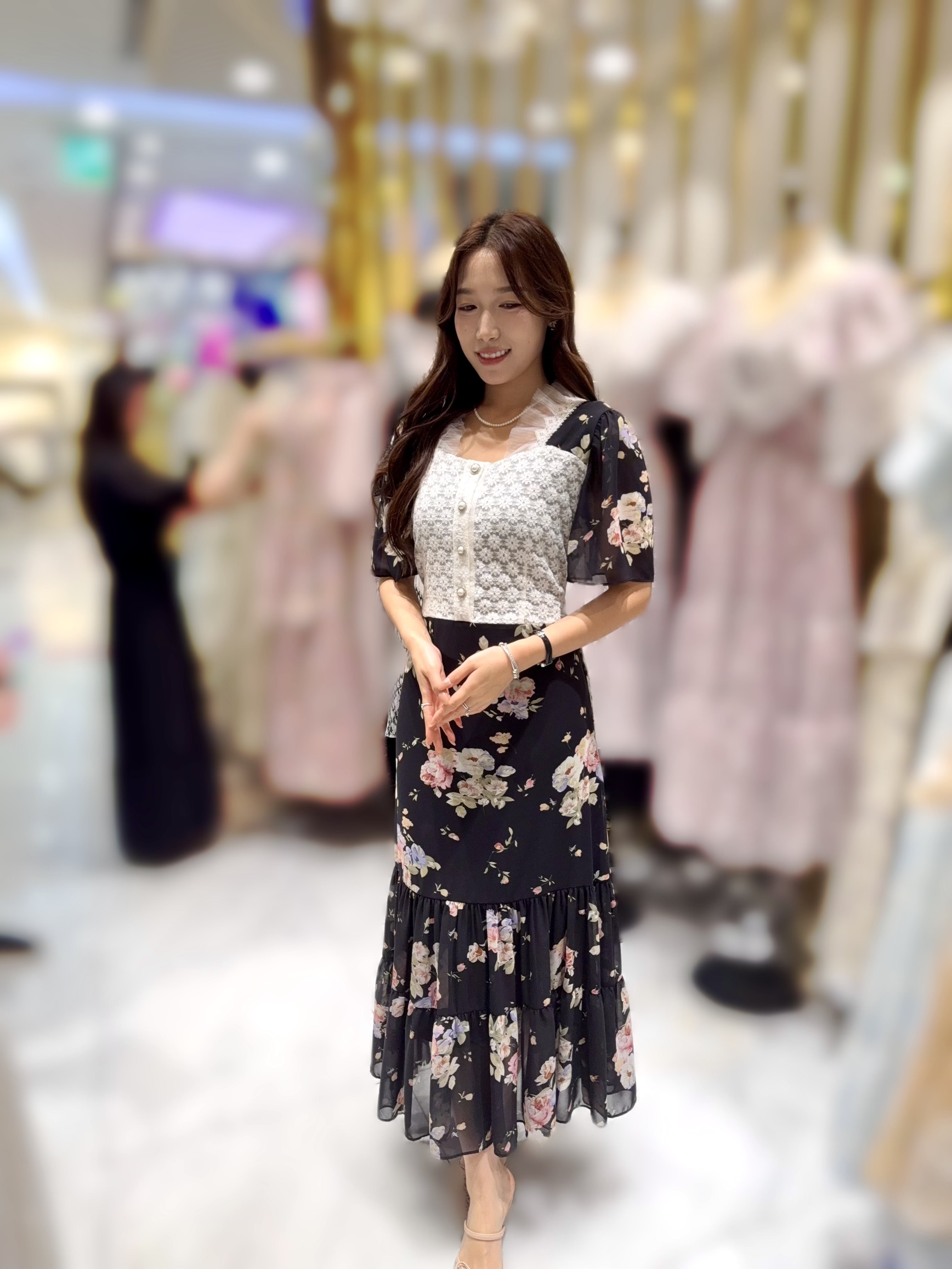 AD01 胸43  腰37 HIP56 長49.5 $899