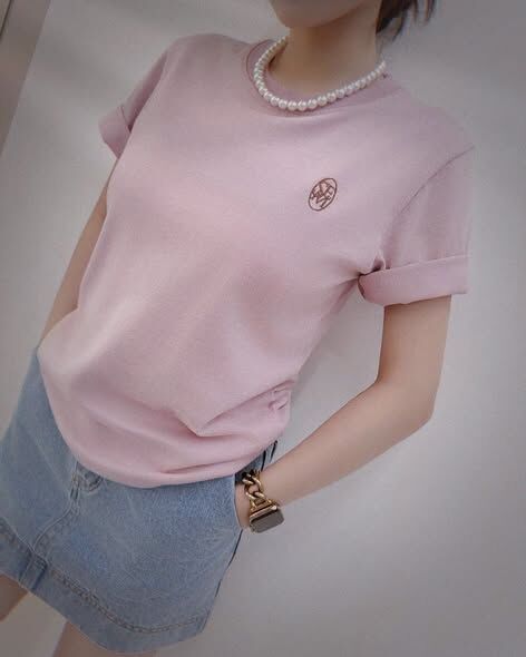 【低調時髦的刺繡字母後愛心設計棉tee】（現貨）