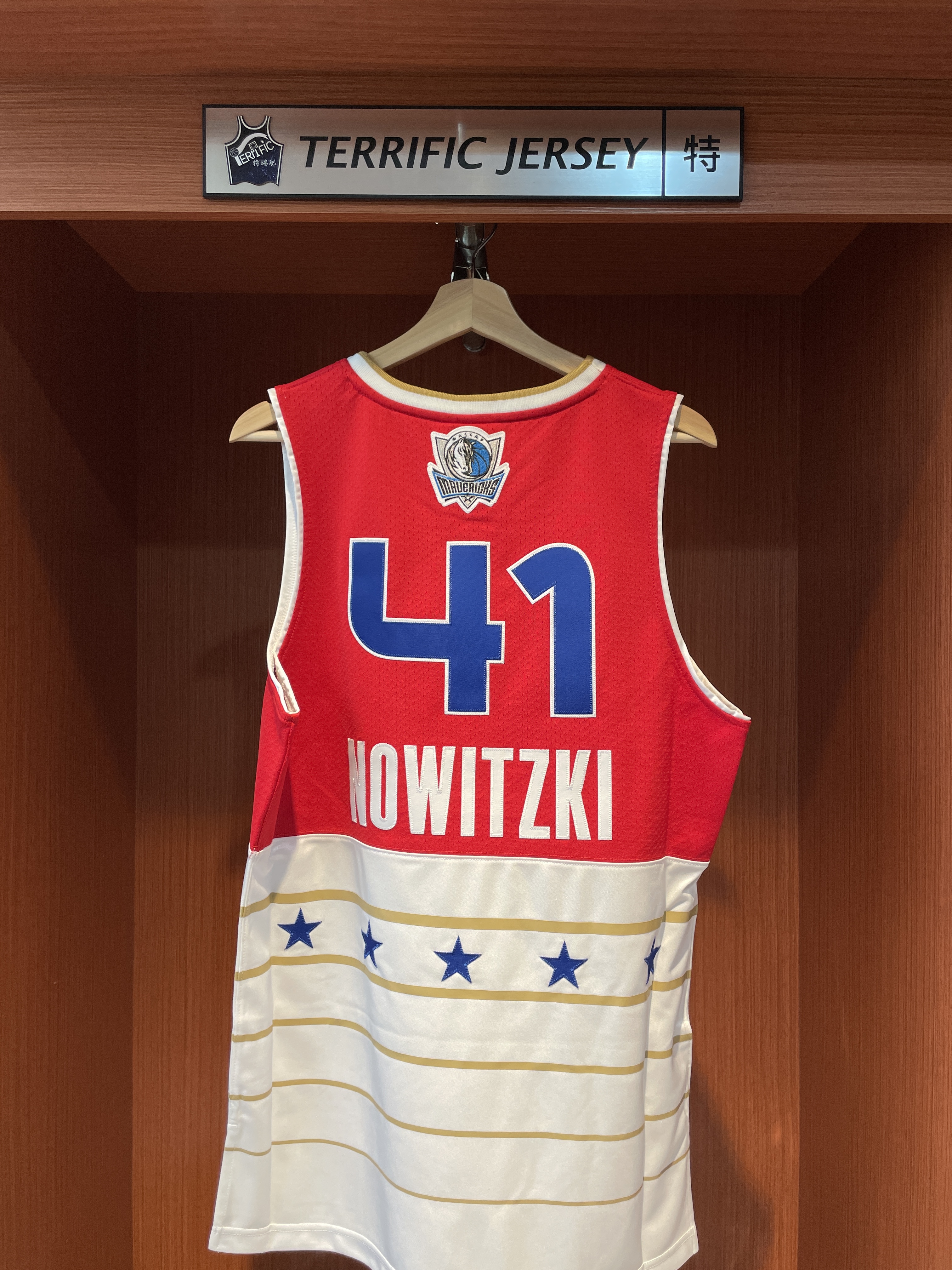 NBA球衣 Dirk Nowitzki 達拉斯小牛 2006 明星賽 西區 白紅 M&N Authentic 球員版 電繡 全新