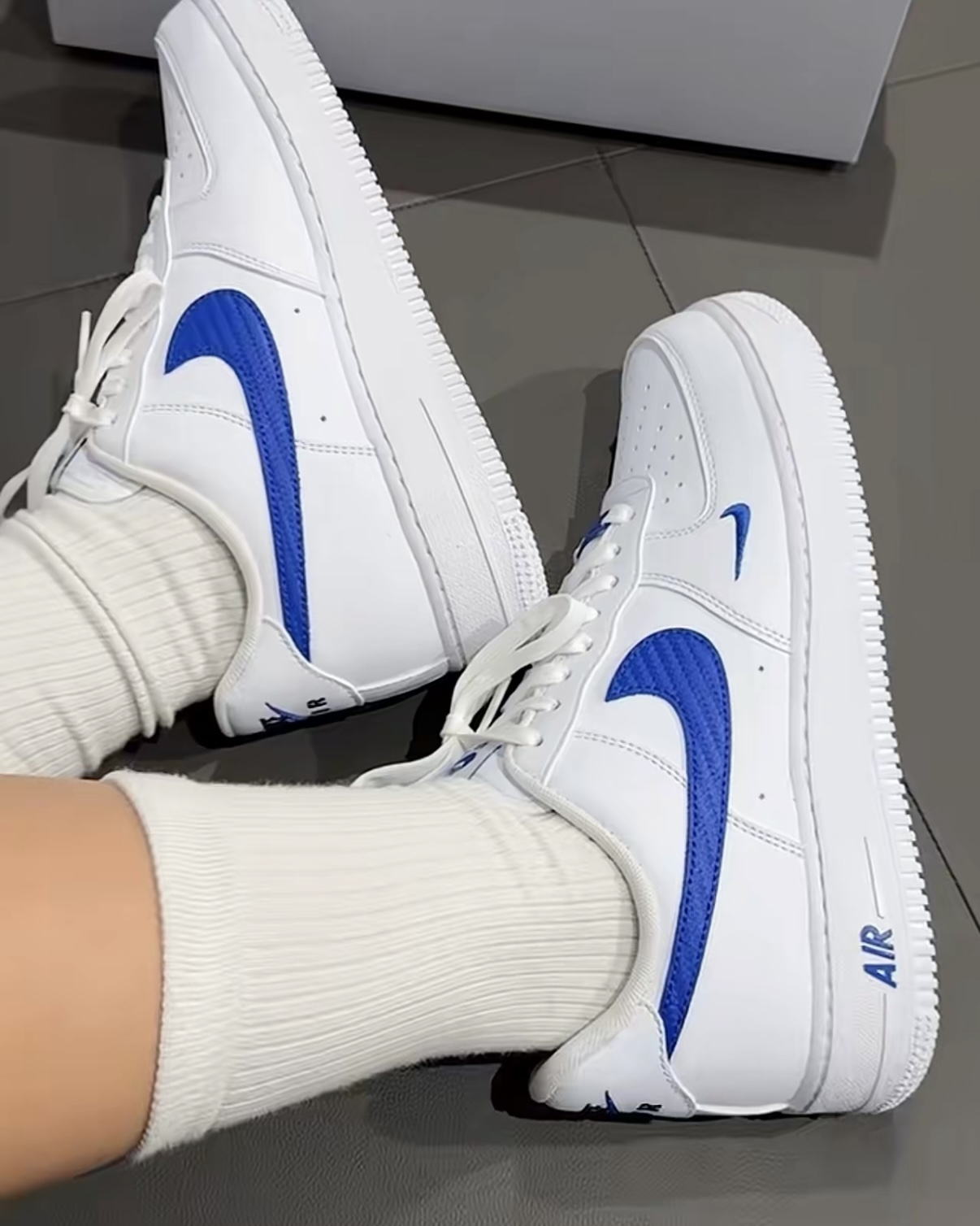 NIKE AIR FORCE 1 '07 皇家藍白 刺繡小勾 碳纖維勾 低筒休閒鞋 男鞋