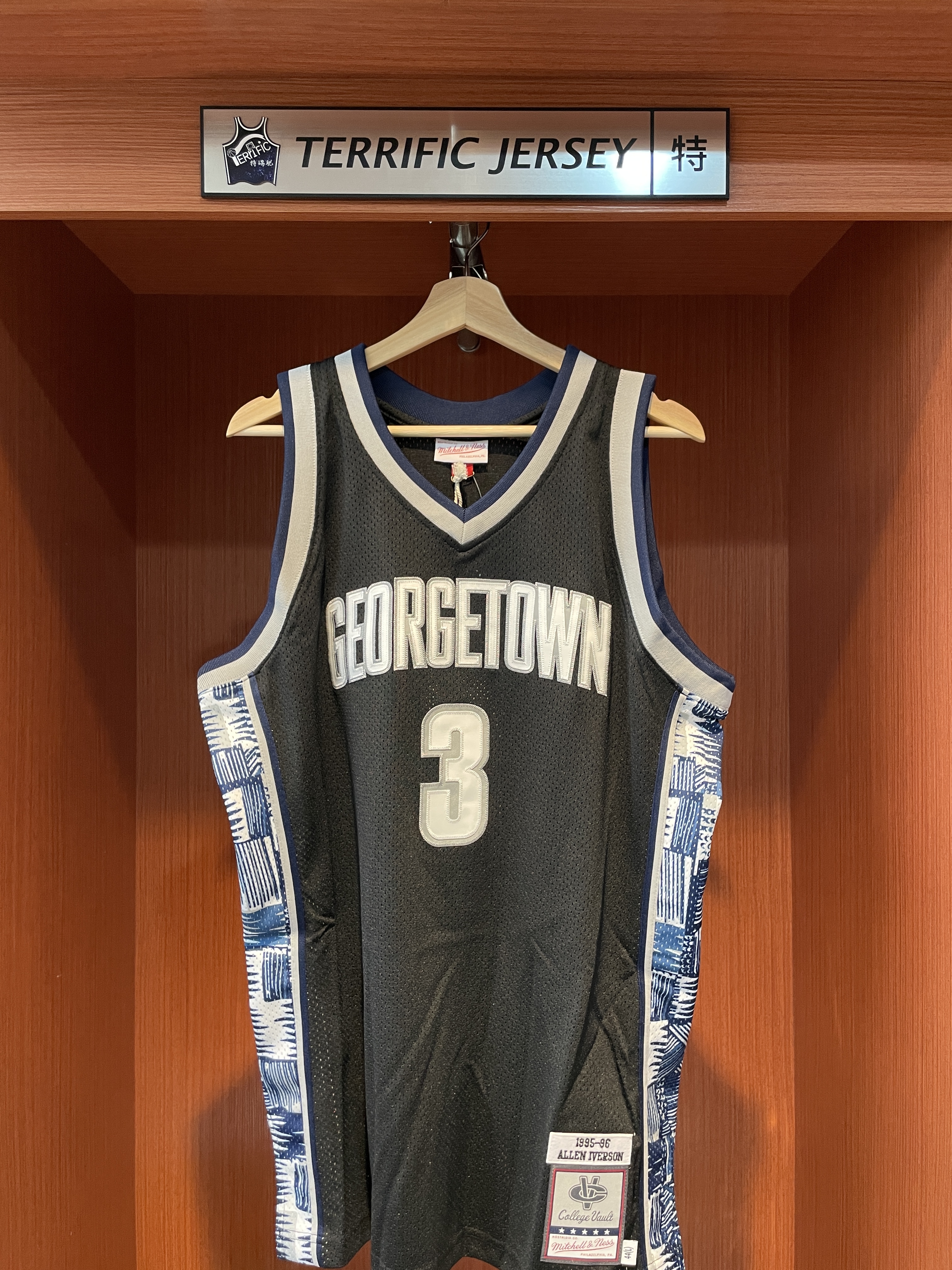 NBA球衣 Allen Iverson 喬治城大學 95-96黑 M&N Authentic 球員版 電繡 全新