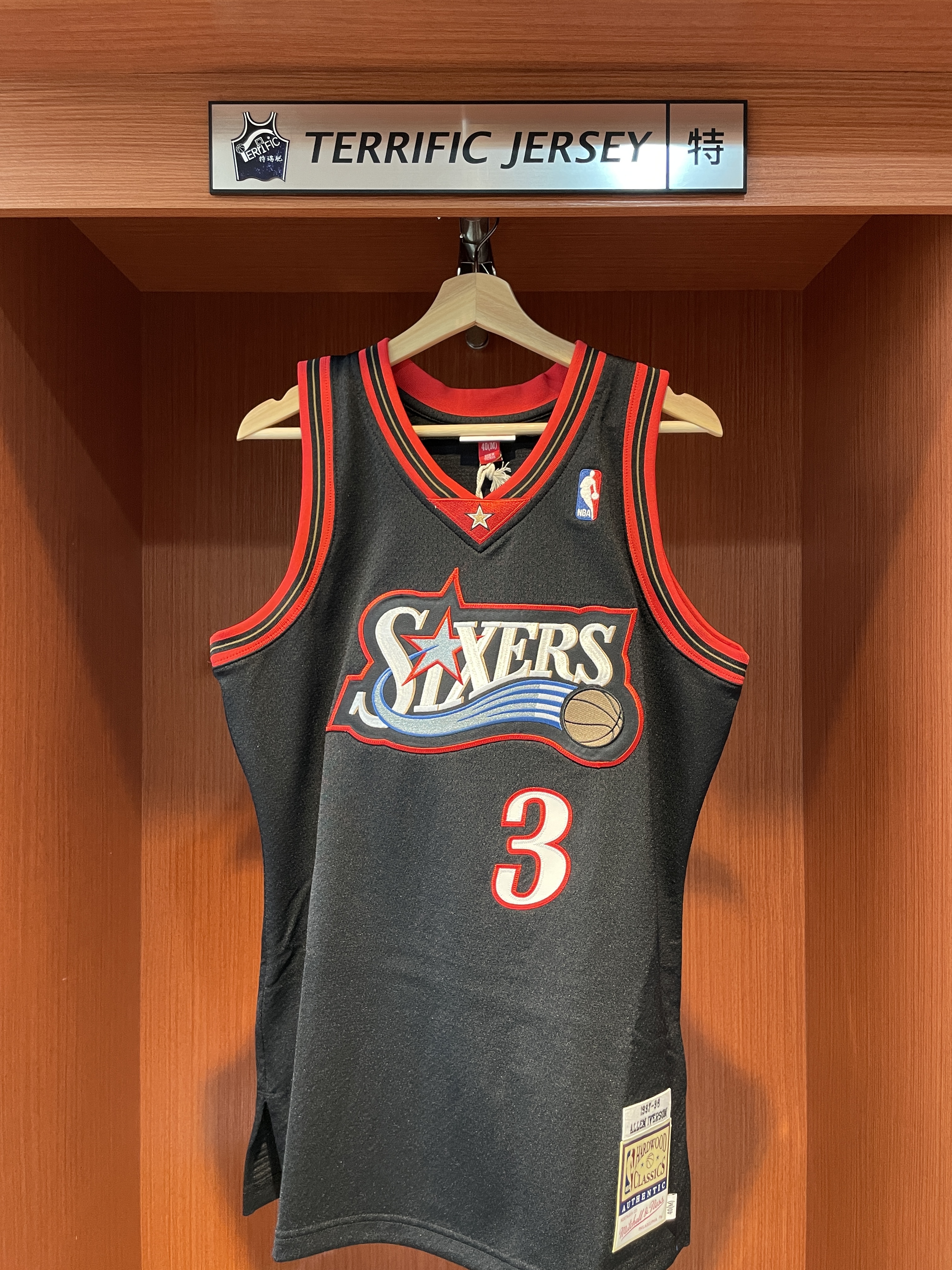 NBA球衣 Allen Iverson 費城七六人 97-98 黑流星 窄肩 M&N Authentic 球員版 電繡 全新