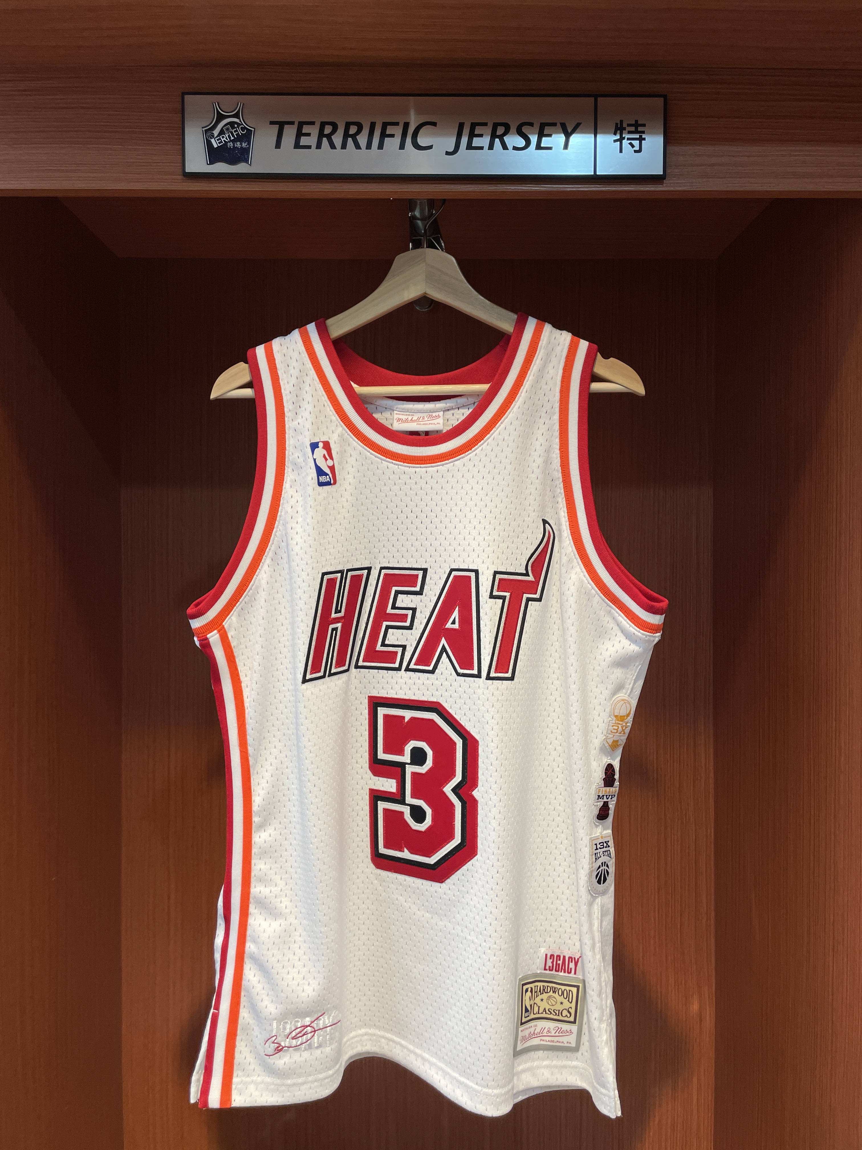 NBA球衣 Dwyane Wade 邁阿密熱火 退休白 紀念 傳奇 Legacy M&N Authentic 球員版 電繡 全新
