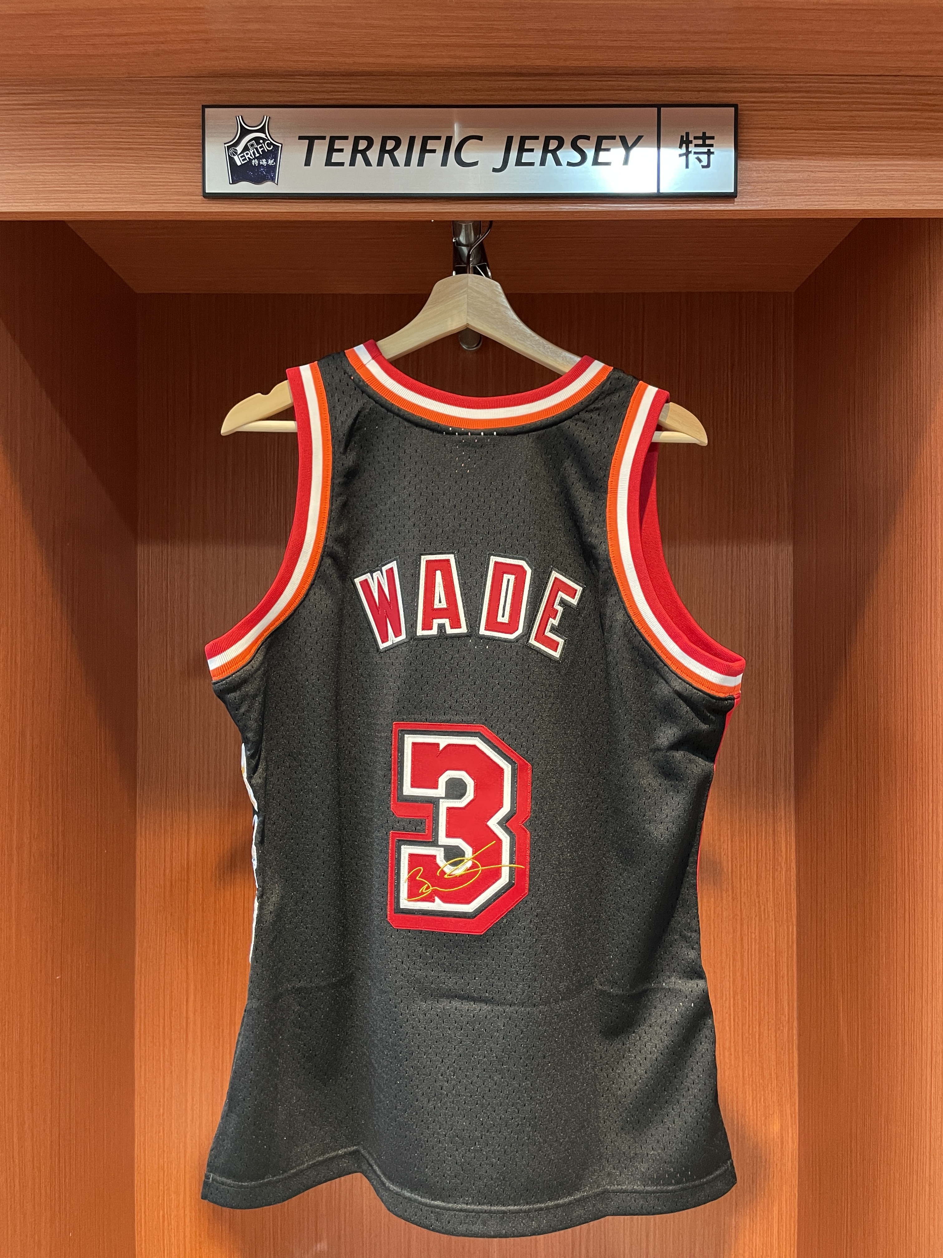 NBA球衣 Dwyane Wade 邁阿密熱火 退休黑 紀念 傳奇 Legacy M&N Authentic 球員版 電繡 全新
