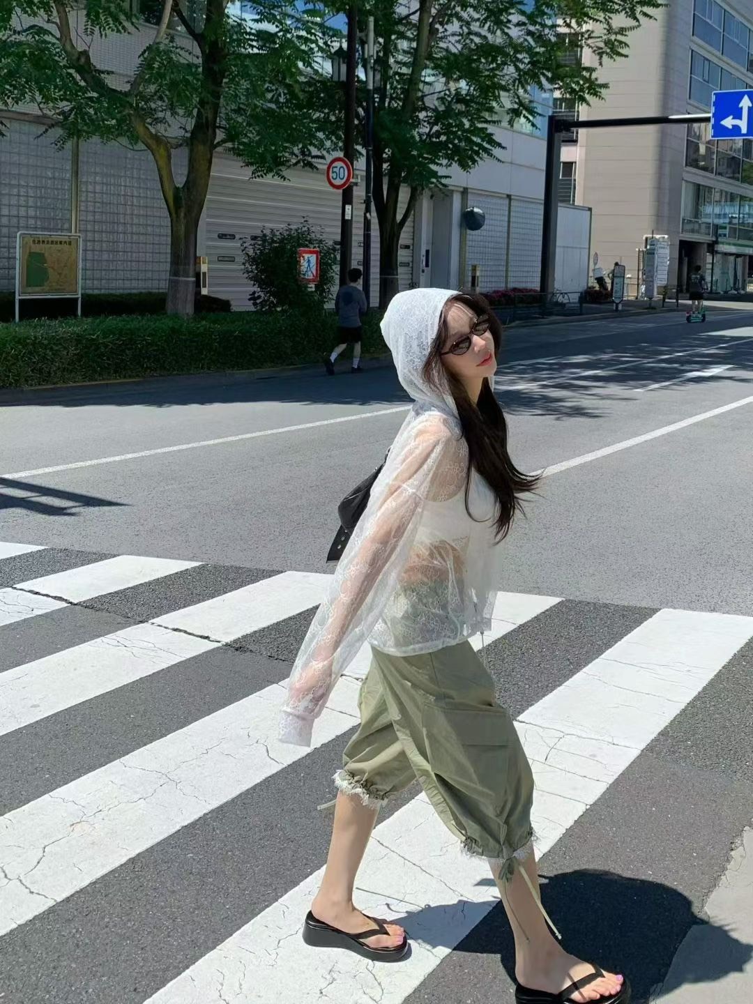 連帽蕾絲長袖外罩