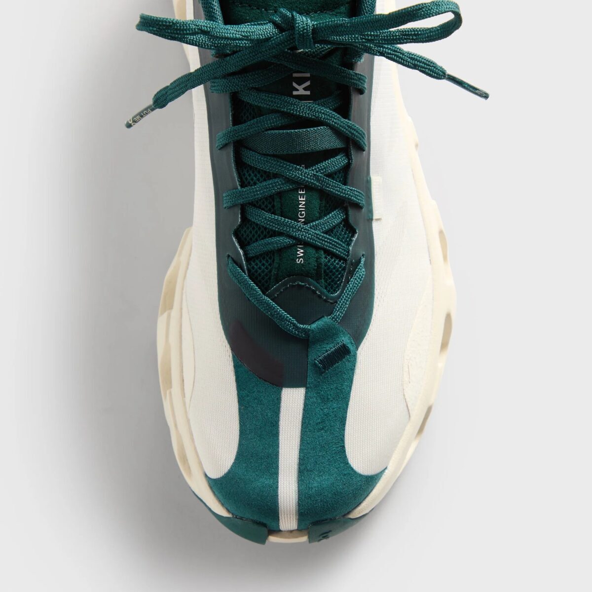 iSNEAKERS｜Kith x On K-Tech 1 