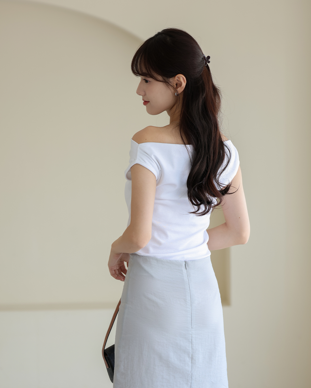 輕夏一字領抓褶上衣