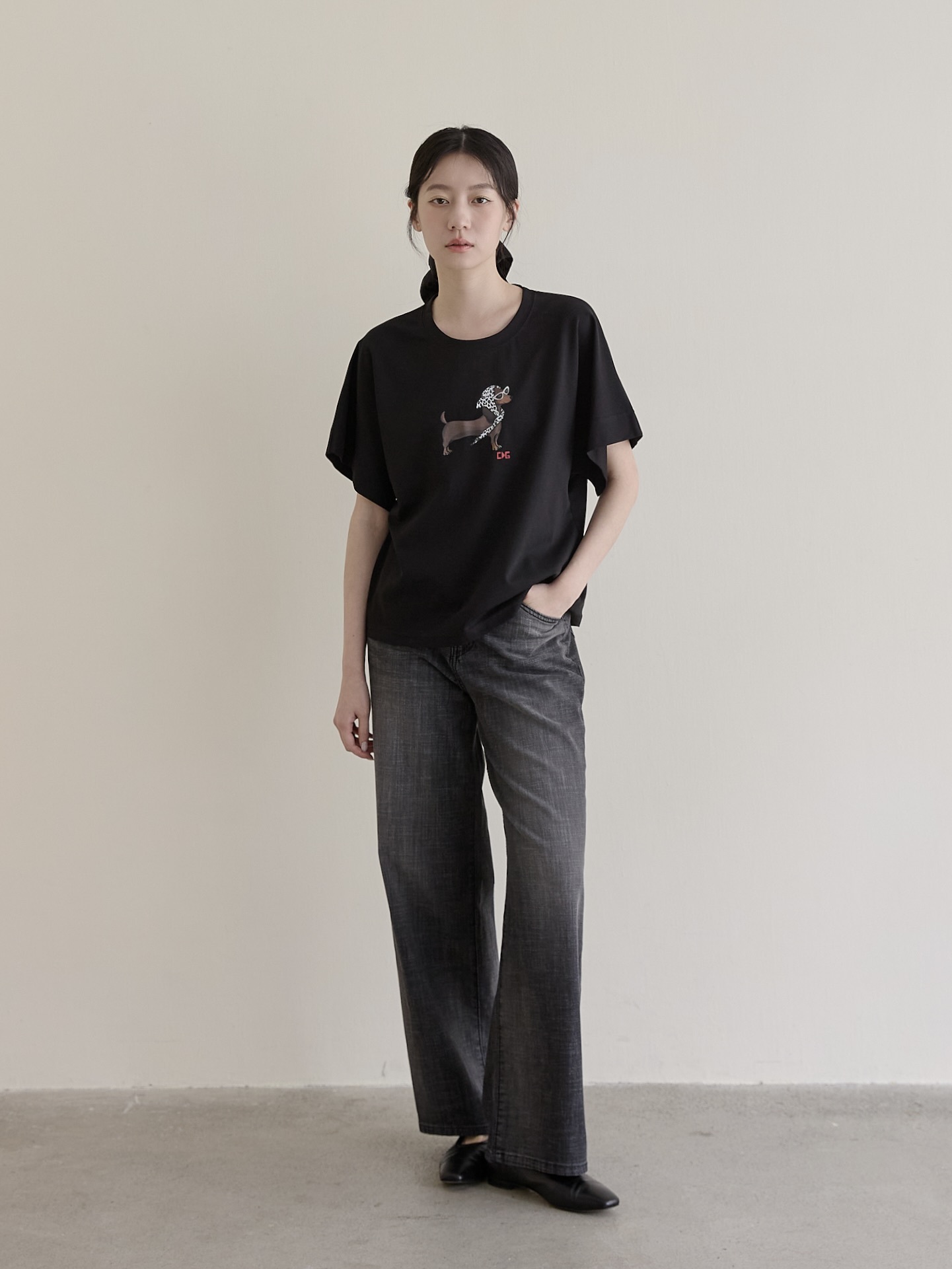 臘腸狗袖開衩TEE