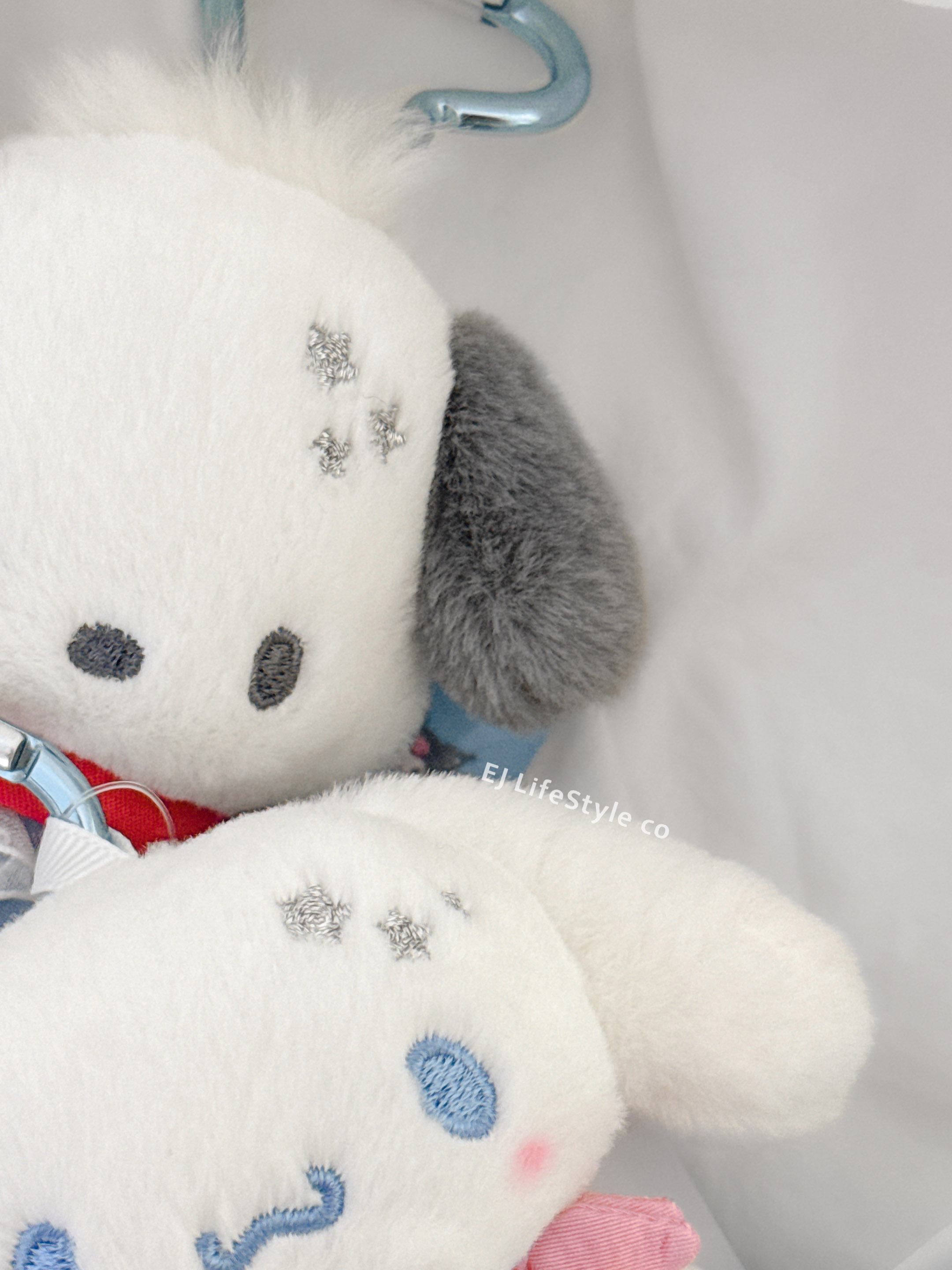 🇯🇵 SANRIO 三麗鷗家族 閃亮海豚系列 HELLO KITTY 大耳狗  布丁狗 彼安諾 心型吊飾 鑰匙圈 / 現貨