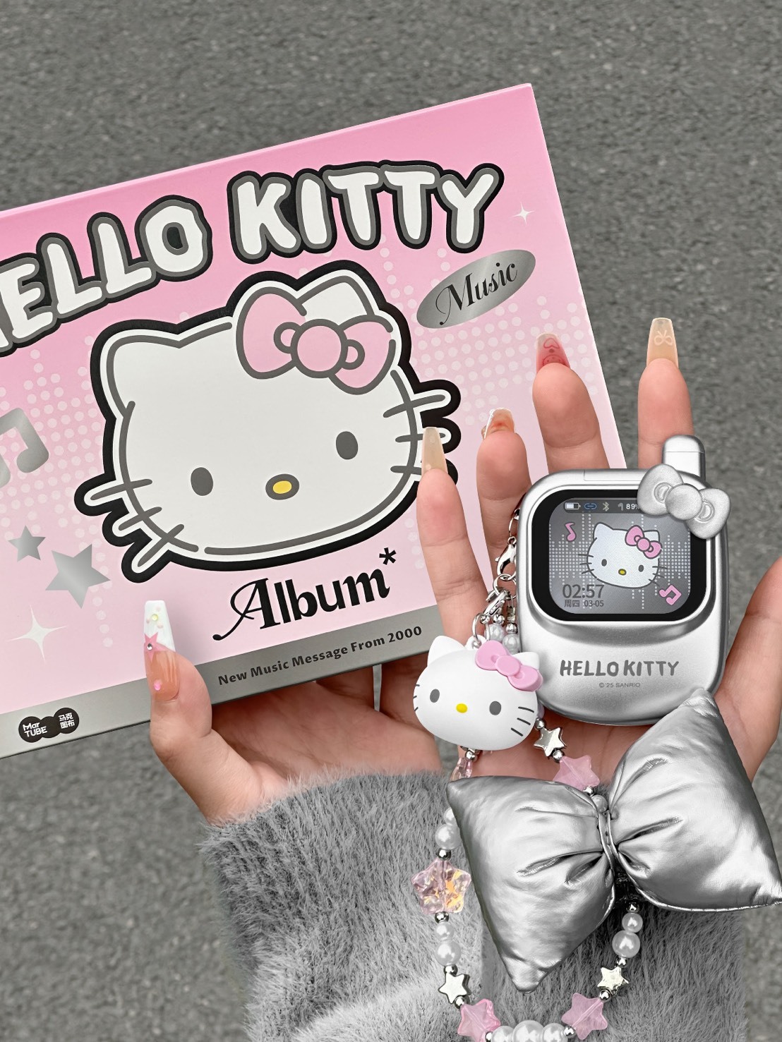 正版授權 SANRIO 三麗鷗 HELLO KITTY 手機造型螢幕 藍牙耳機 兩色