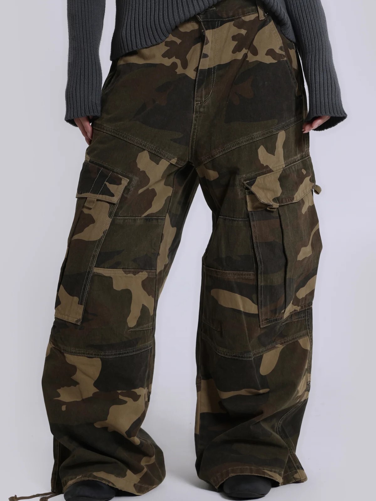 JADED LONDON 多口袋 迷彩拼接 寬鬆直筒工裝長褲 Camo Cadet Cargo JMCP6329