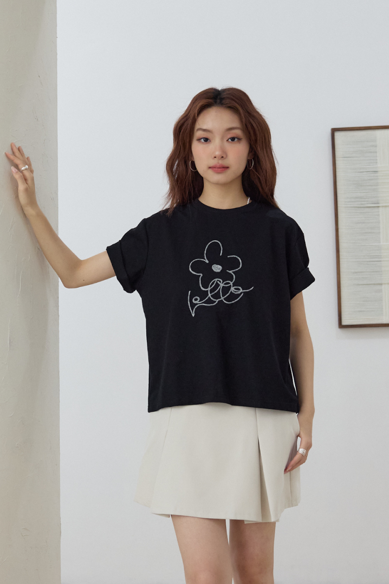 立體毛線刺繡花花短袖Tee