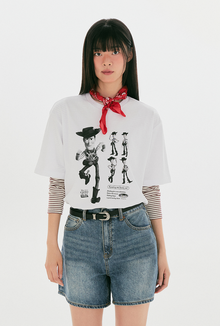 🇰🇷 SPAO X  TOY STORY 5 玩具總動員5 胡迪 黑白印花 白色 短T 短袖 / 預購