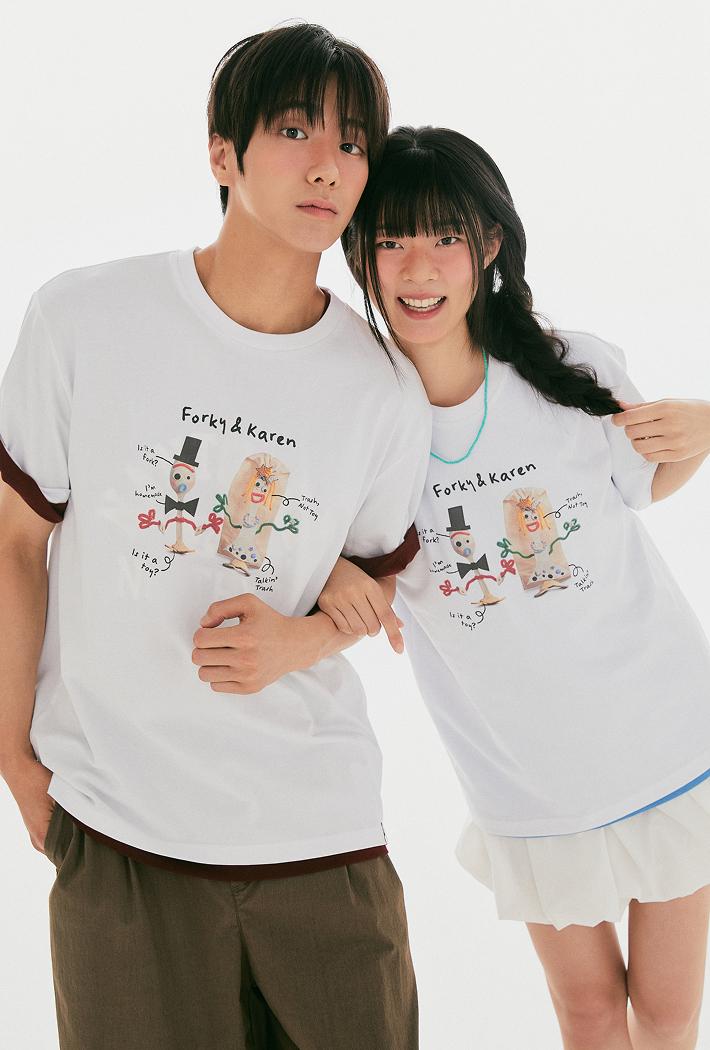🇰🇷 SPAO X  TOY STORY 5 玩具總動員5 叉奇 凱倫 白色 短T 短袖 / 預購