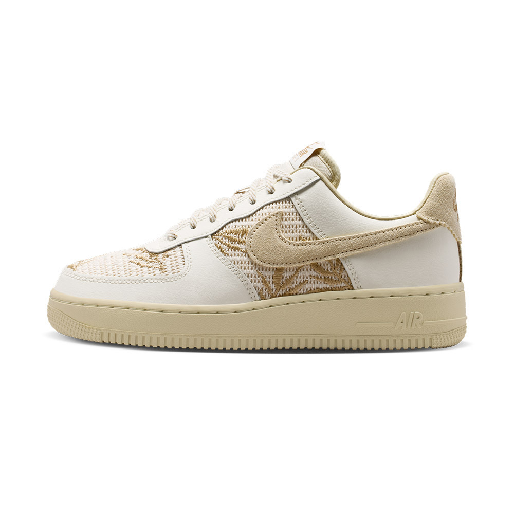 Nike Wmns Air Force 1'07 REC 女鞋 卡其白色 刺繡 編織 皮革 休閒鞋 IW2347-002