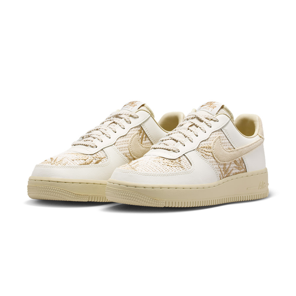Nike Wmns Air Force 1'07 REC 女鞋 卡其白色 刺繡 編織 皮革 休閒鞋 IW2347-002