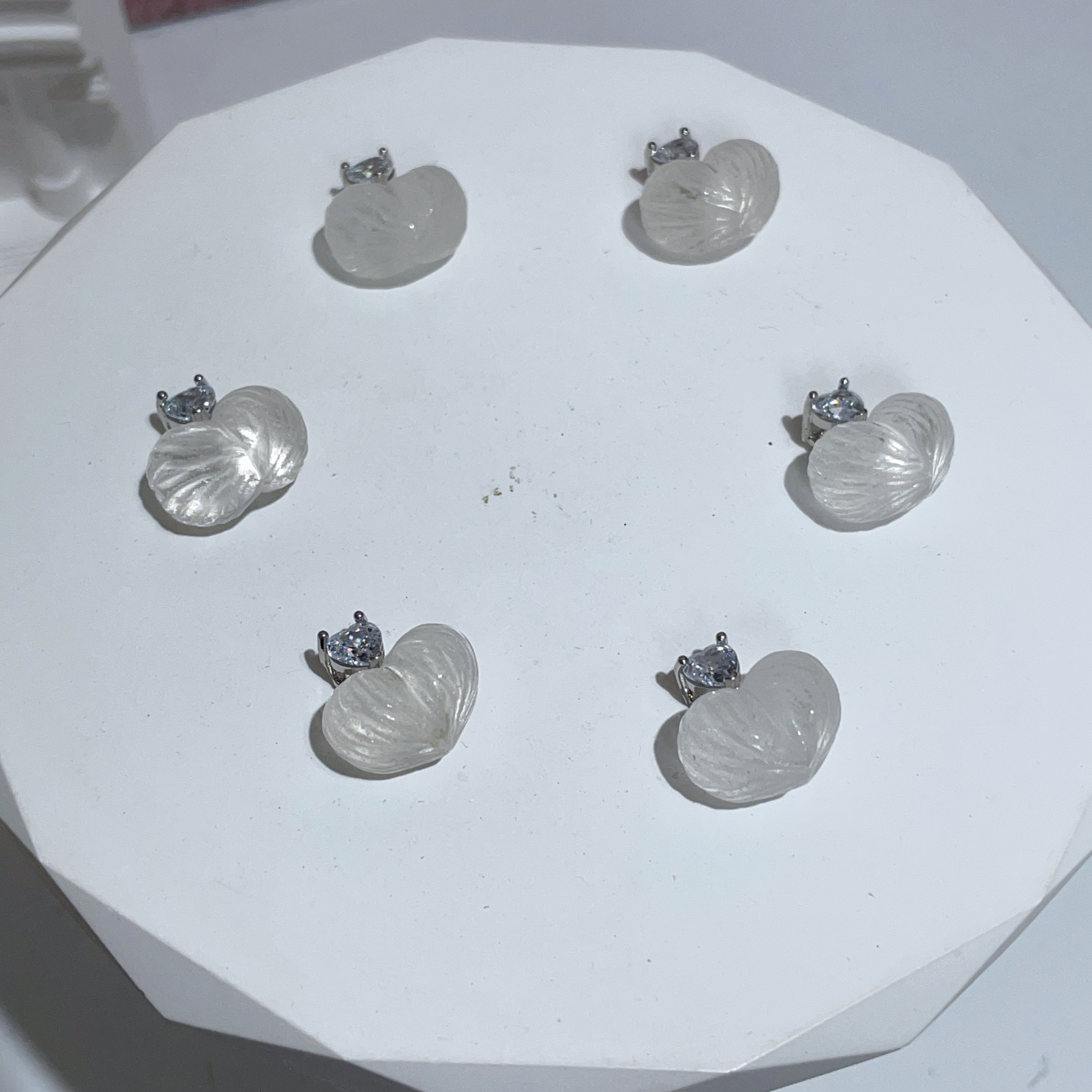白水晶心心拉絲吊墜
