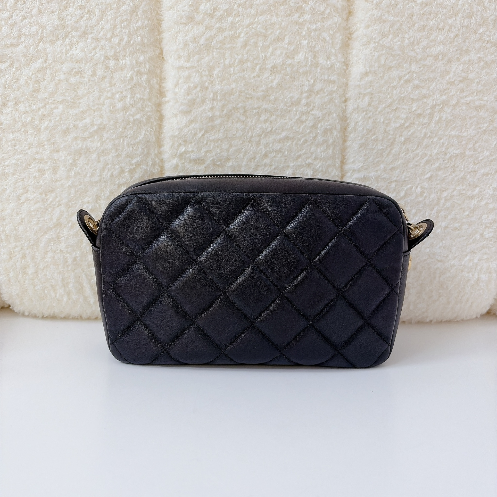 Chanel Vintage Diamond CC Quilted Camera Bag - Black / GHW